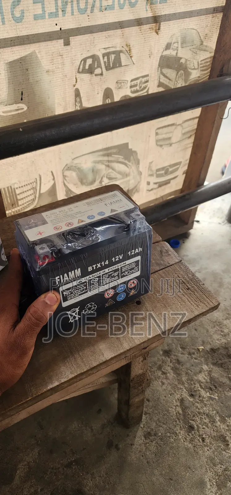Ml350 2013 Big Auxiliary Battery