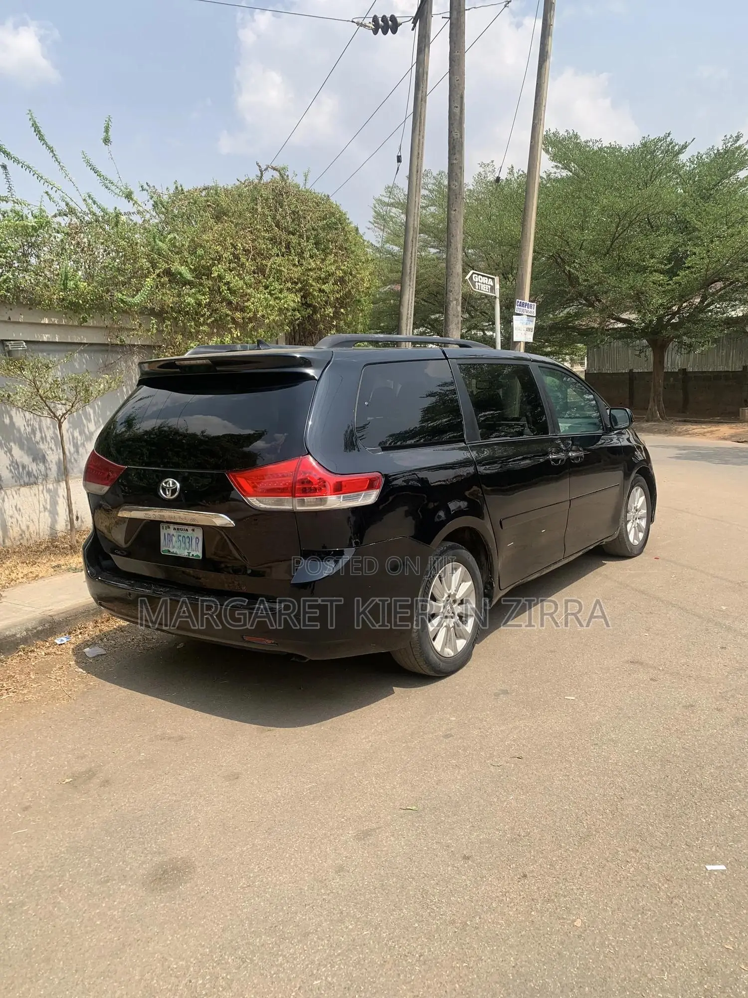 Toyota Sienna 2011 Black