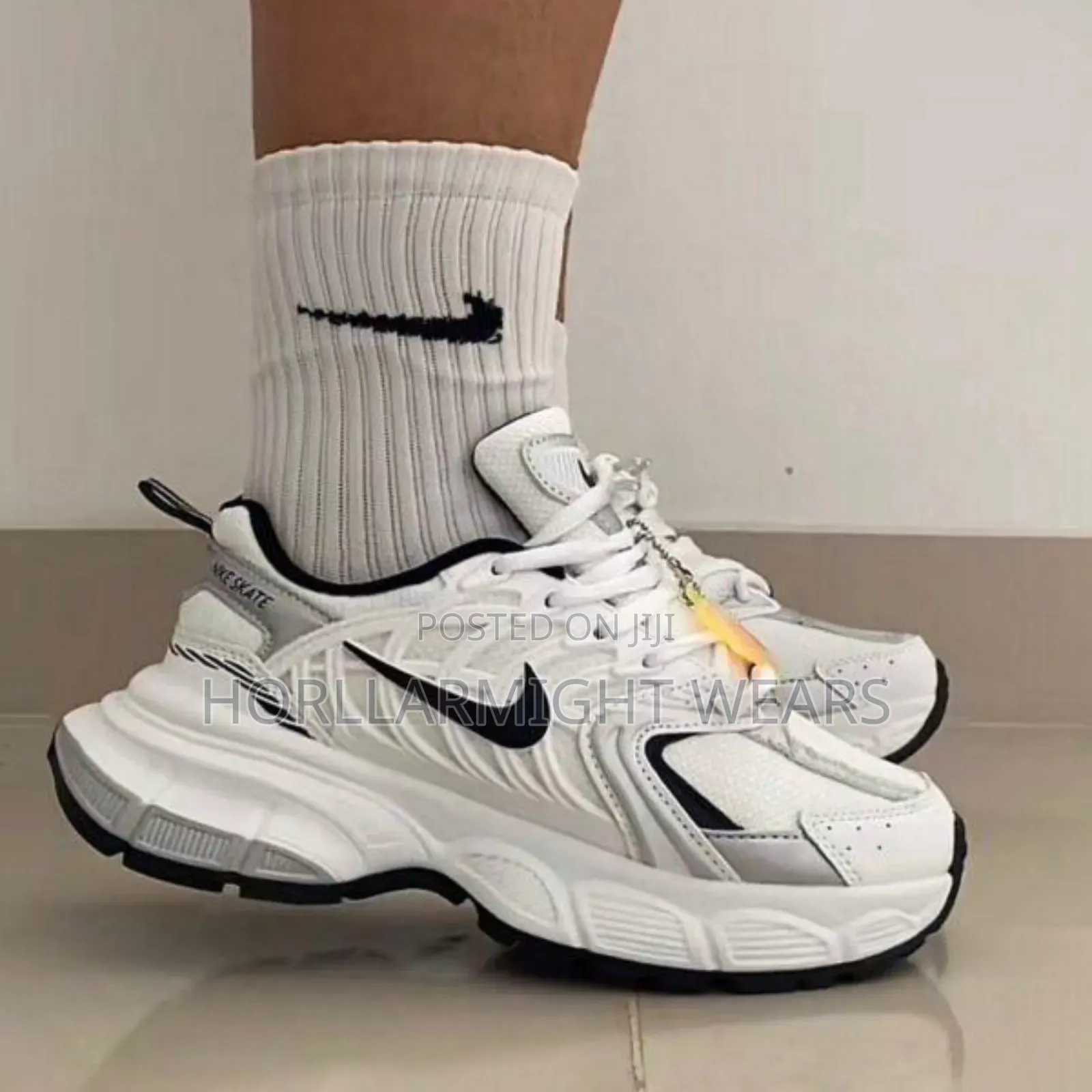 Matured Unisex Sneaker