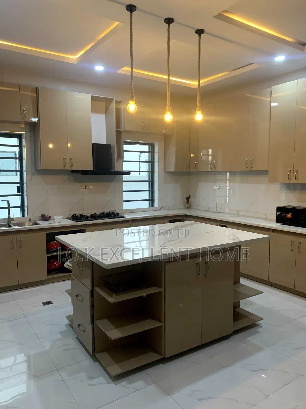 Furnished 5bdrm Duplex in Omole Phase 1 for sale