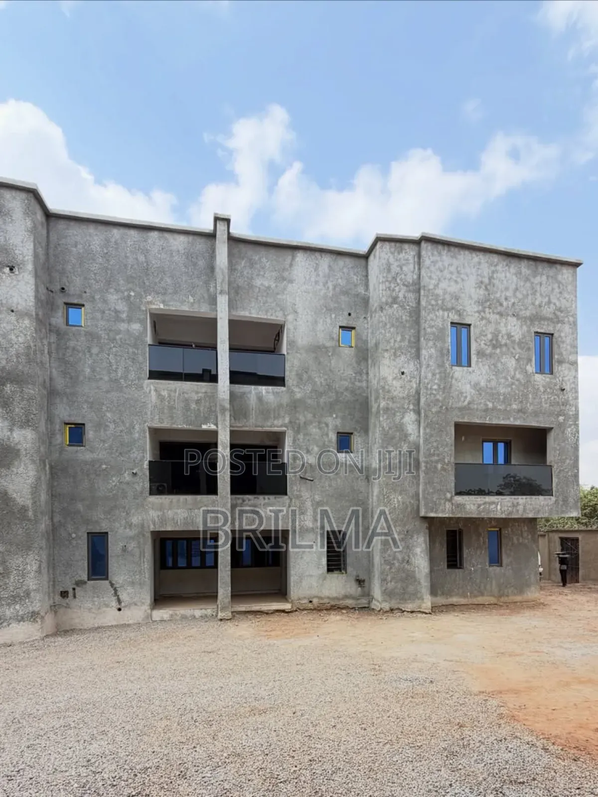 5bdrm Duplex in Gudu for sale