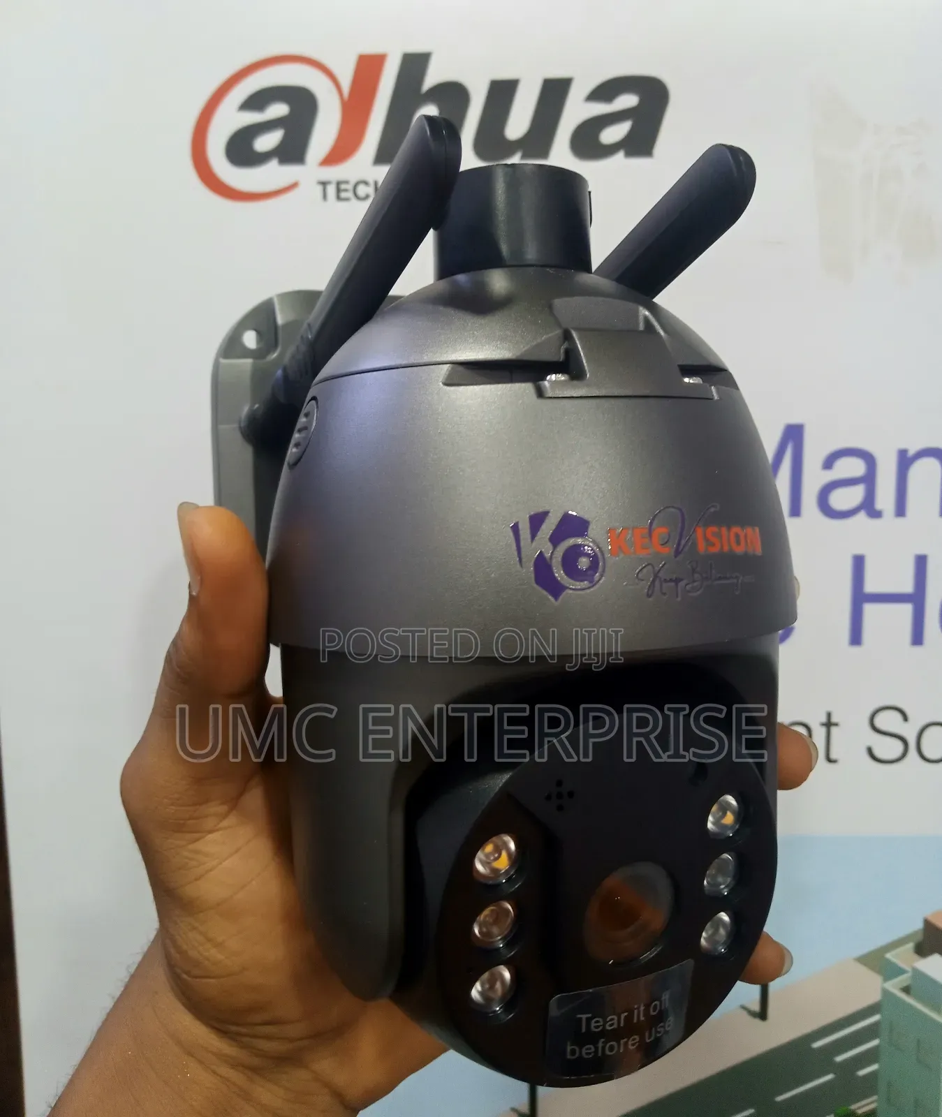 Ubox PTZ Solar Camera