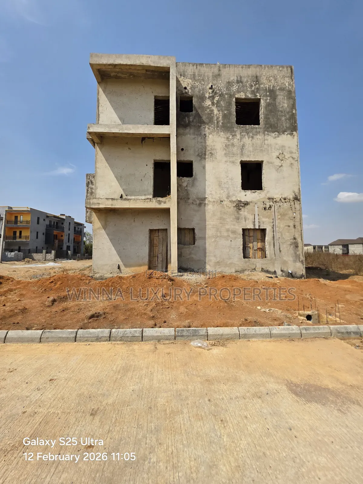 3bdrm Apartment in River Park Estate, Lugbe District for sale