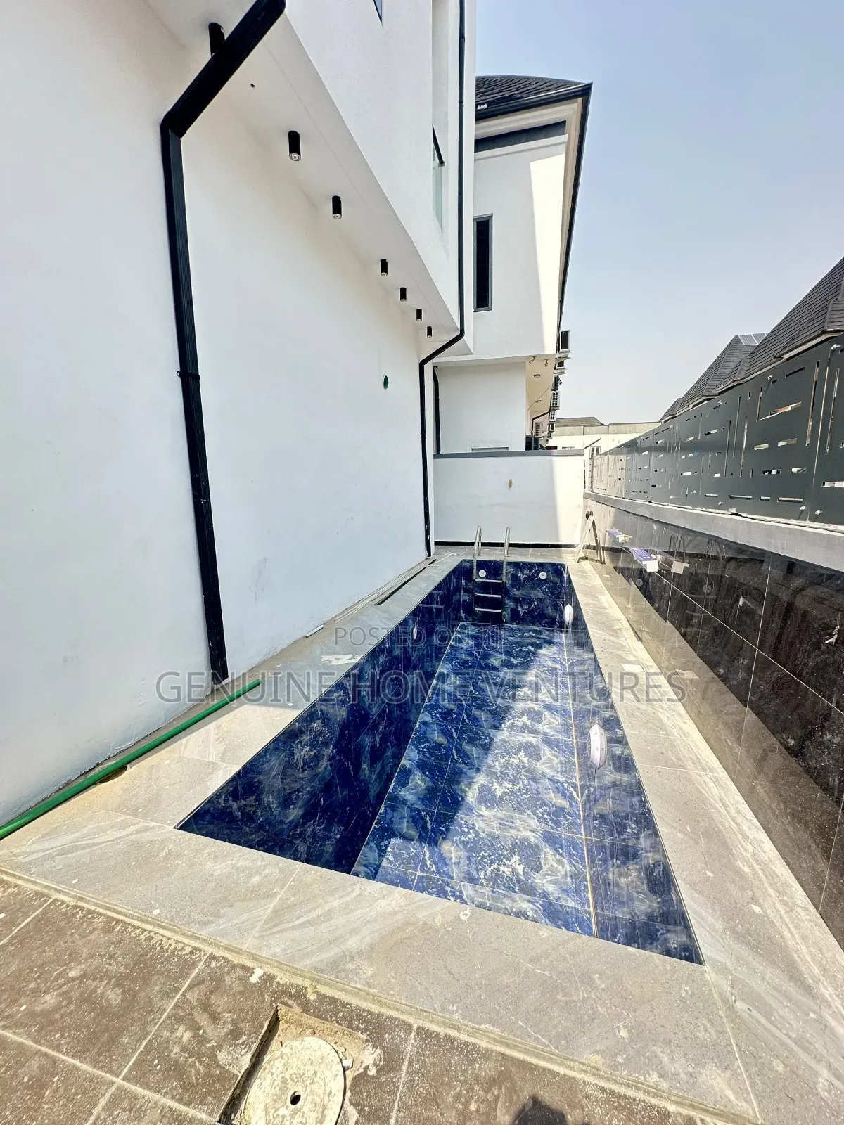 5bdrm Duplex in Lekki County Estate, Ikota for sale