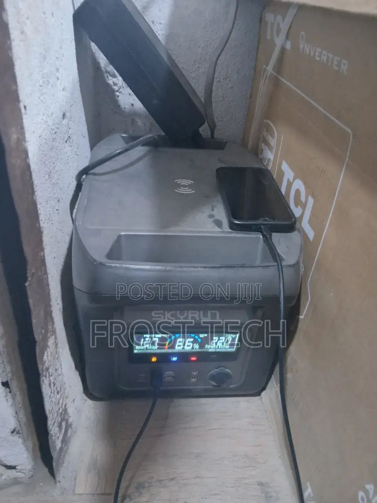 Skyrun 2klw (1000w) Portable Solar Generator Energy Storage.