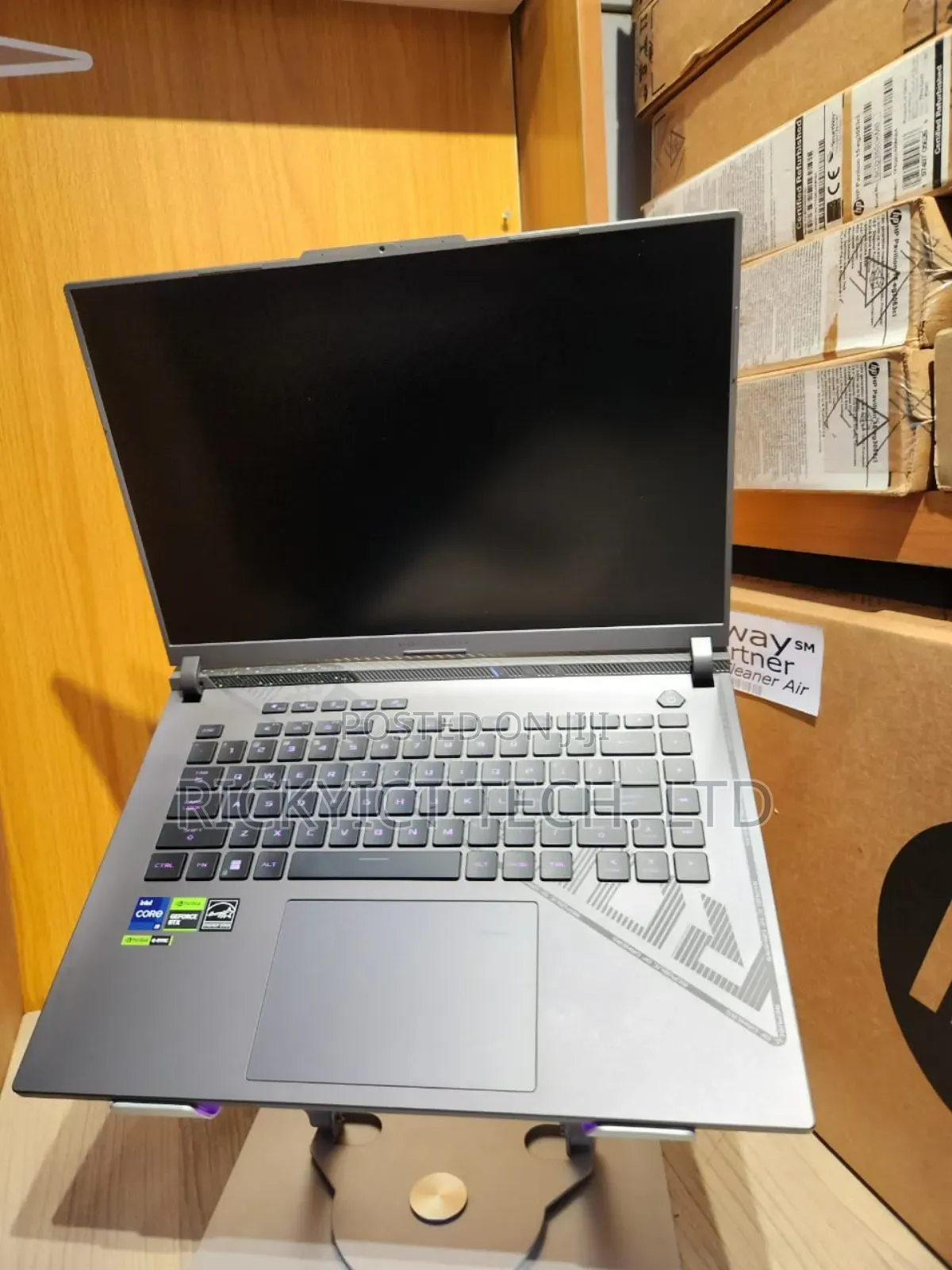 Laptop Asus ROG Strix G16 G614 8GB Intel Core i9 SSD 1T