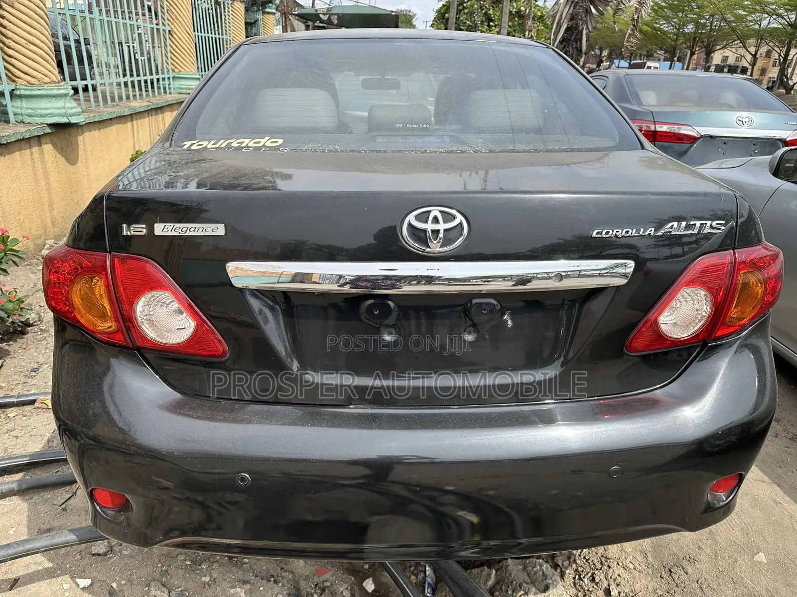 Toyota Corolla Altis 2010 Black