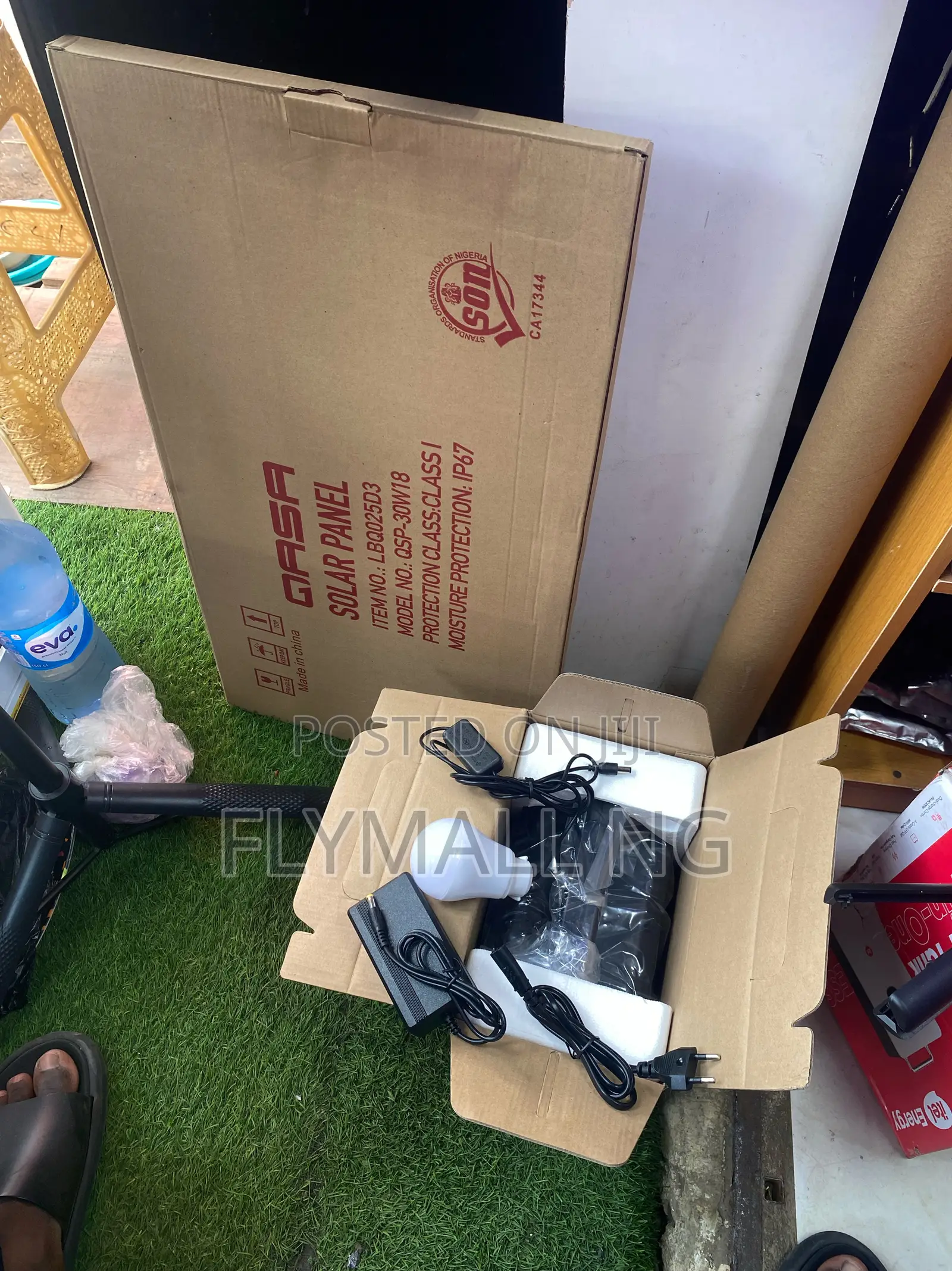Portable 150w Solar Generator Power Station With Bulb + Solar Panel
