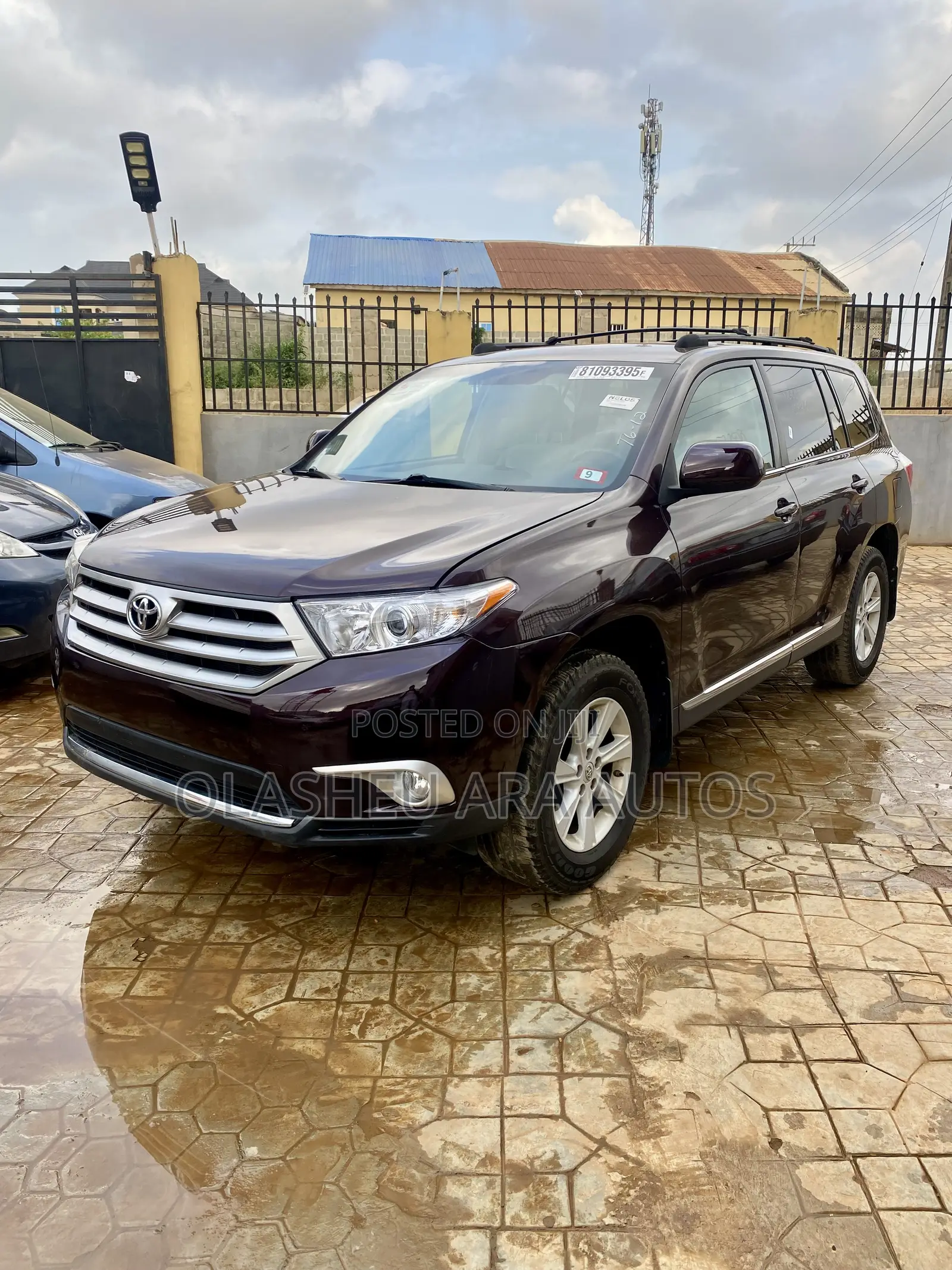 Toyota Highlander Limited 3.5L 2WD 2013 Brown