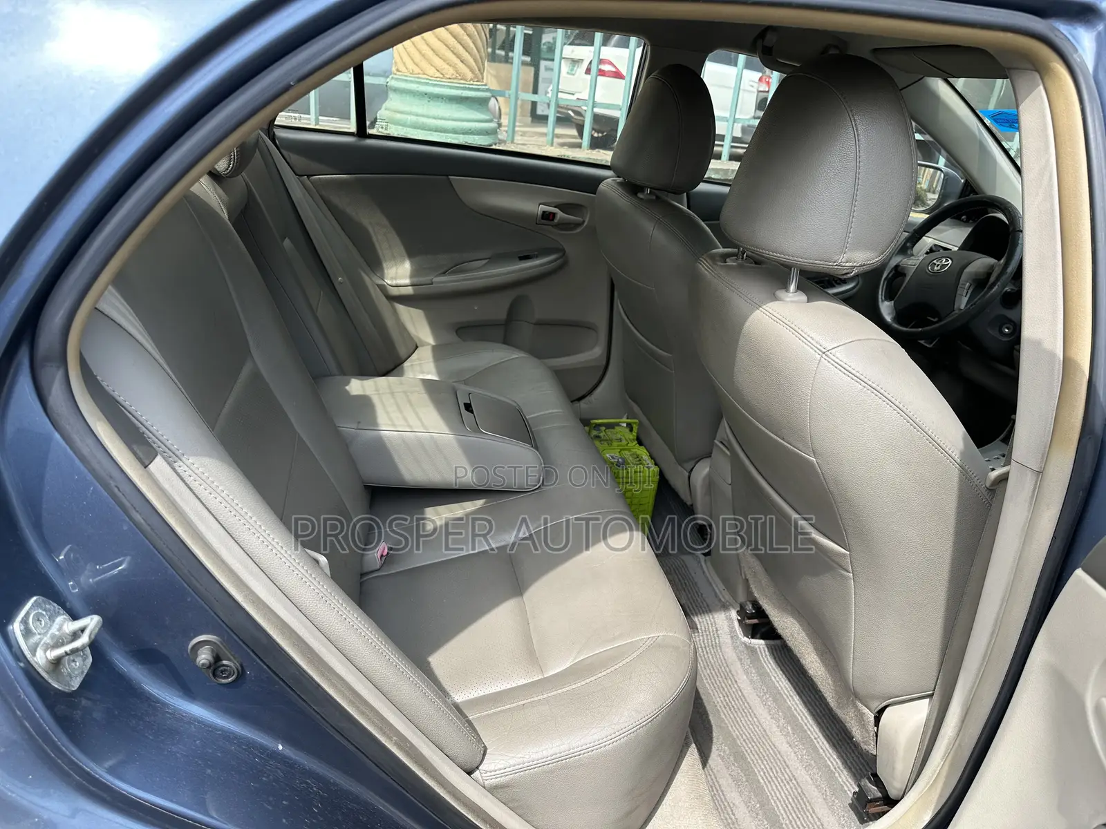Toyota Corolla Altis 2010 Blue