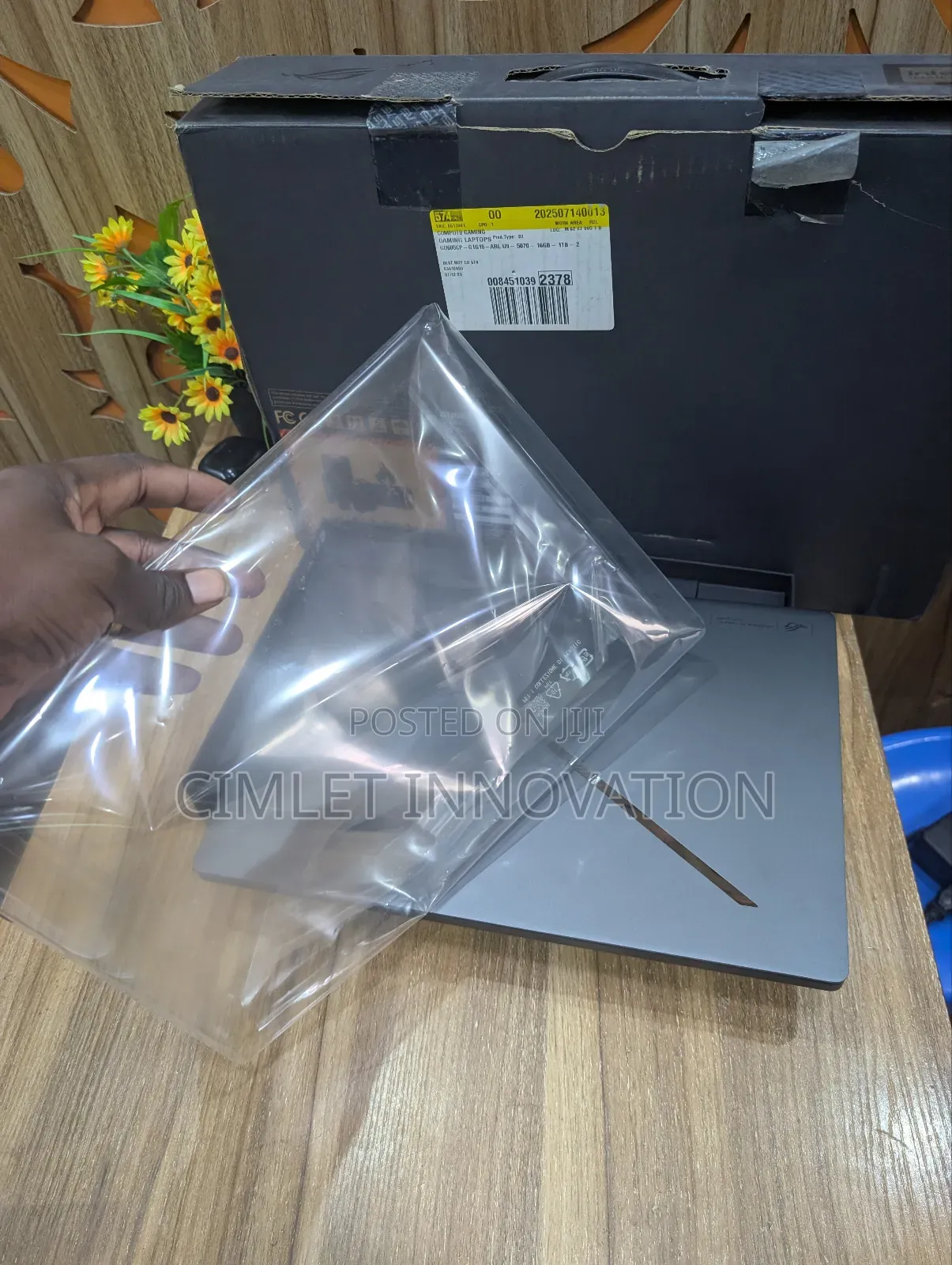 New Laptop Asus ROG Zephyrus G16 16GB Intel Core Ultra 9 SSD 1T