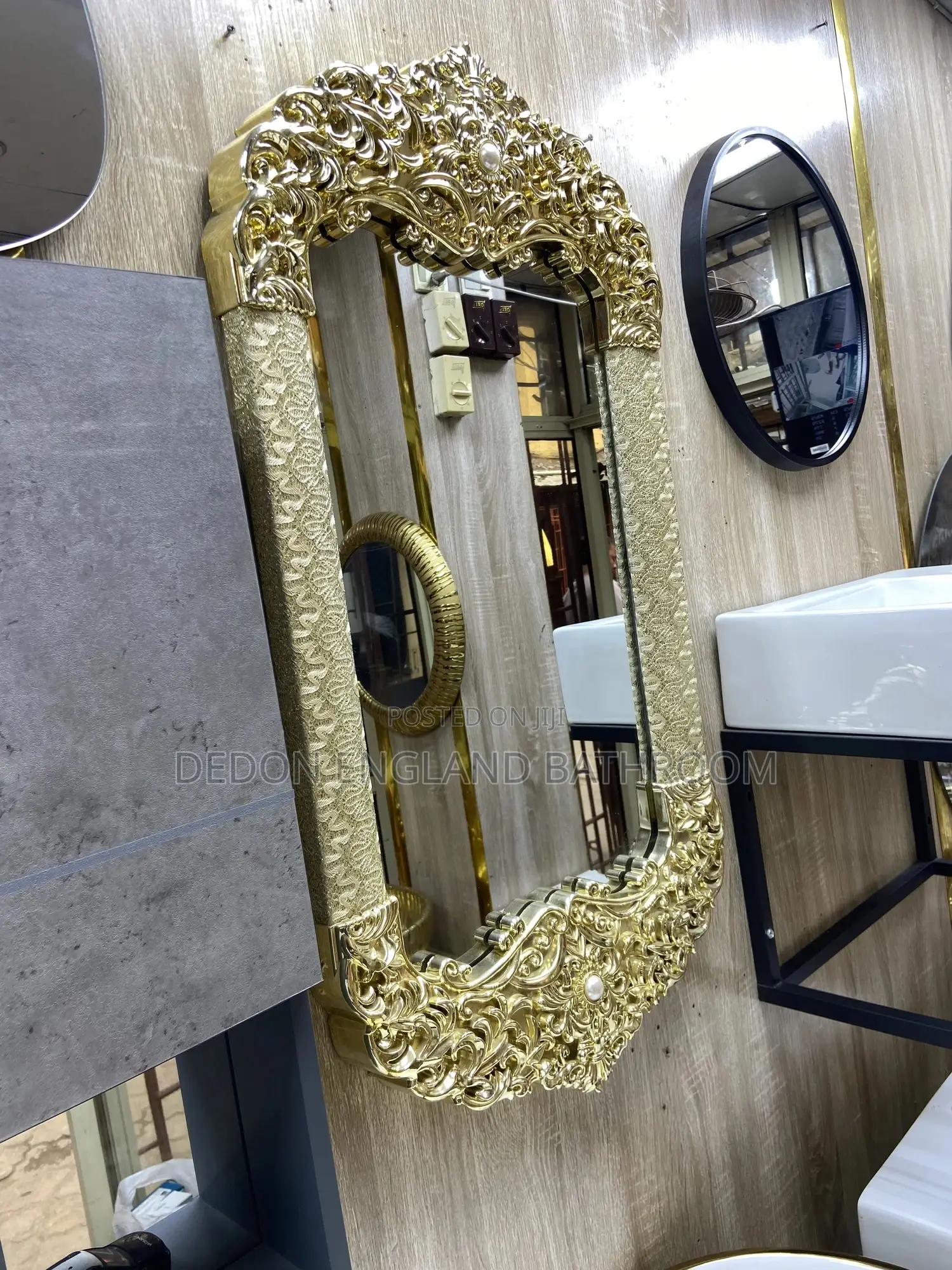 England Gold Royal Mirror