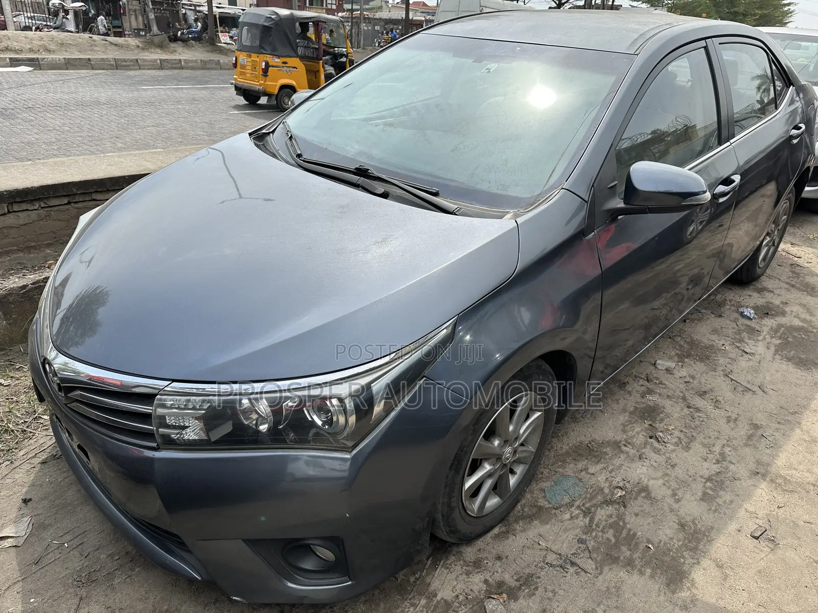 Toyota Corolla Altis 2015 Gray