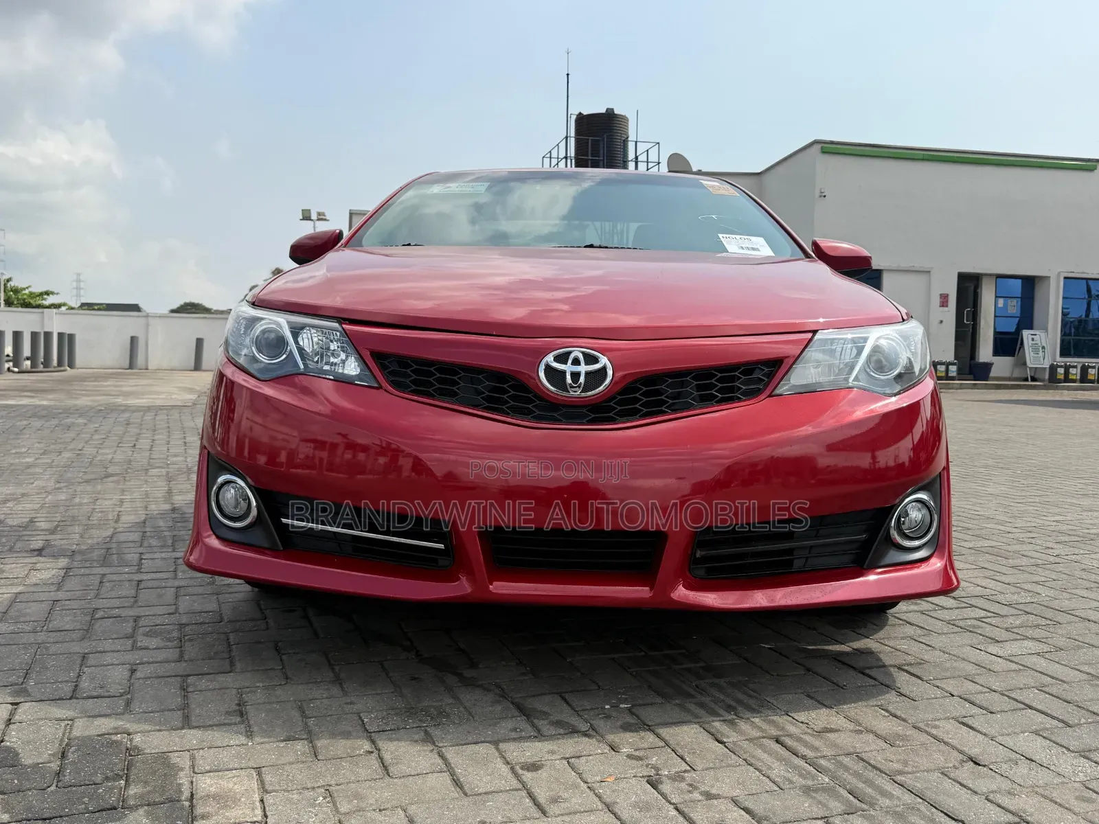 Toyota Camry SE 4dr Sedan (2.5L 4cyl 6A) 2013 Red