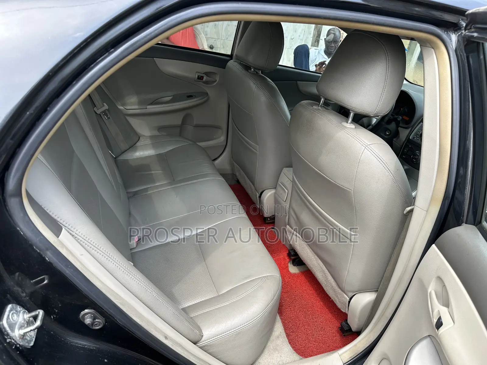 Toyota Corolla Altis 2011 Black