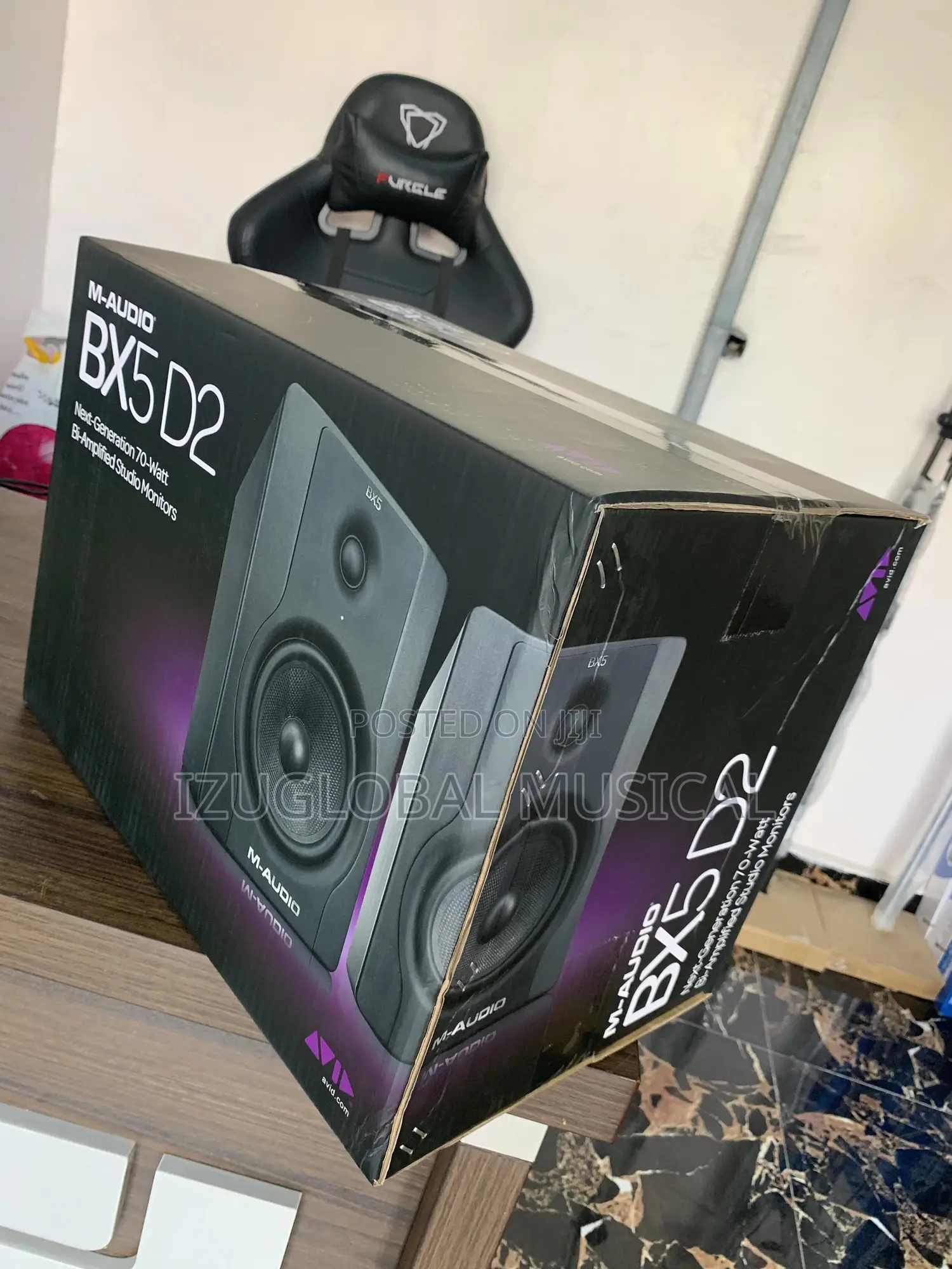 M-Audio Bx5 D3 5′′ 2-Way Powered Studio Monitor Speakers – (Pair)