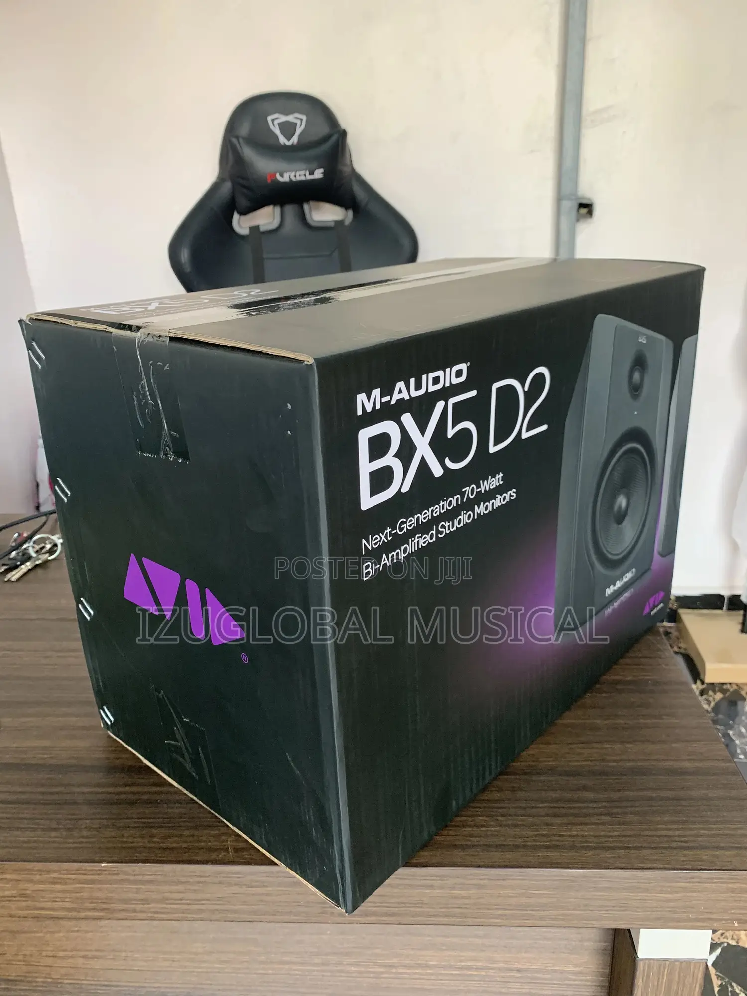 M-Audio Bx5 D3 5′′ 2-Way Powered Studio Monitor Speakers – (Pair)