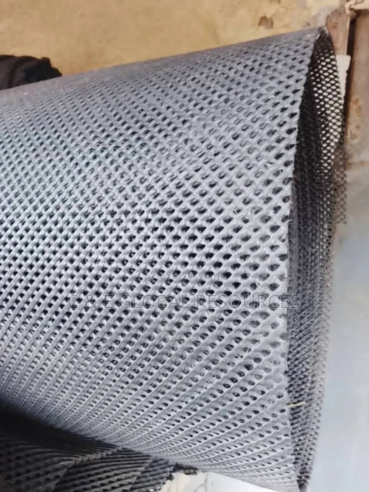 Non-Skid Mesh Sheet (2mmx30mtrs)