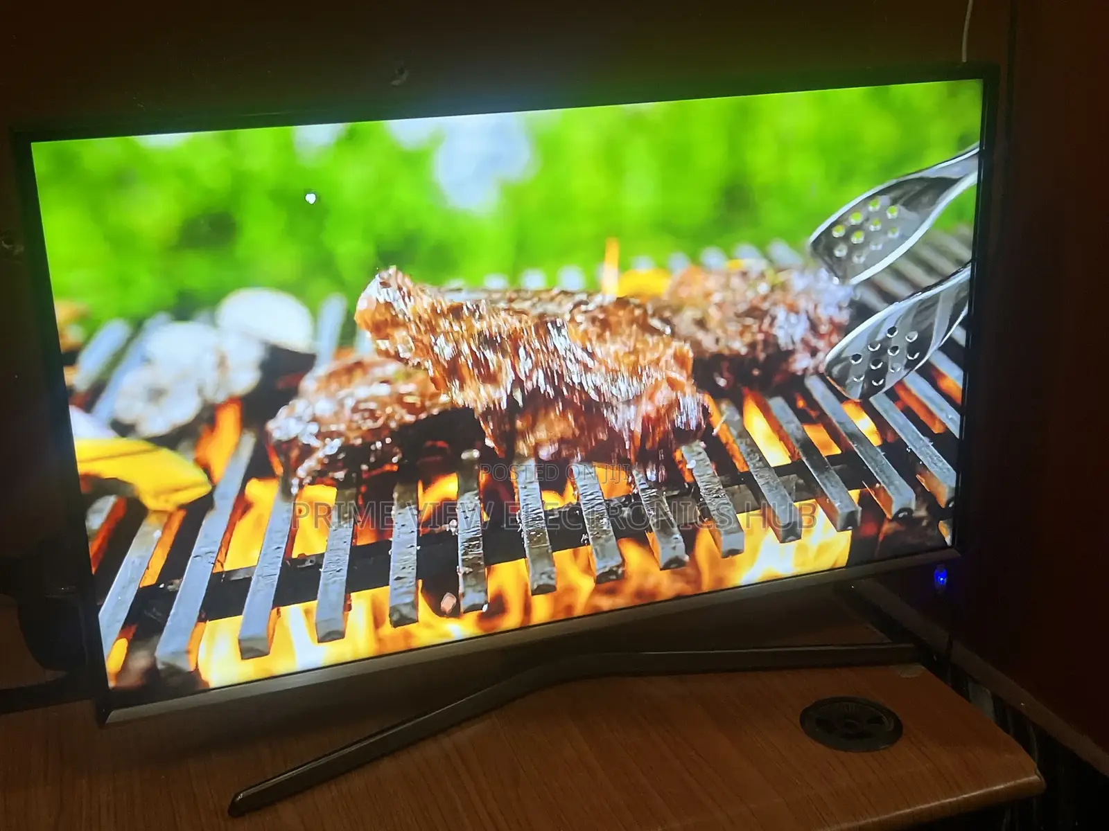 Upgrade Your Home With This 32 Inches Samsung Smart Tv