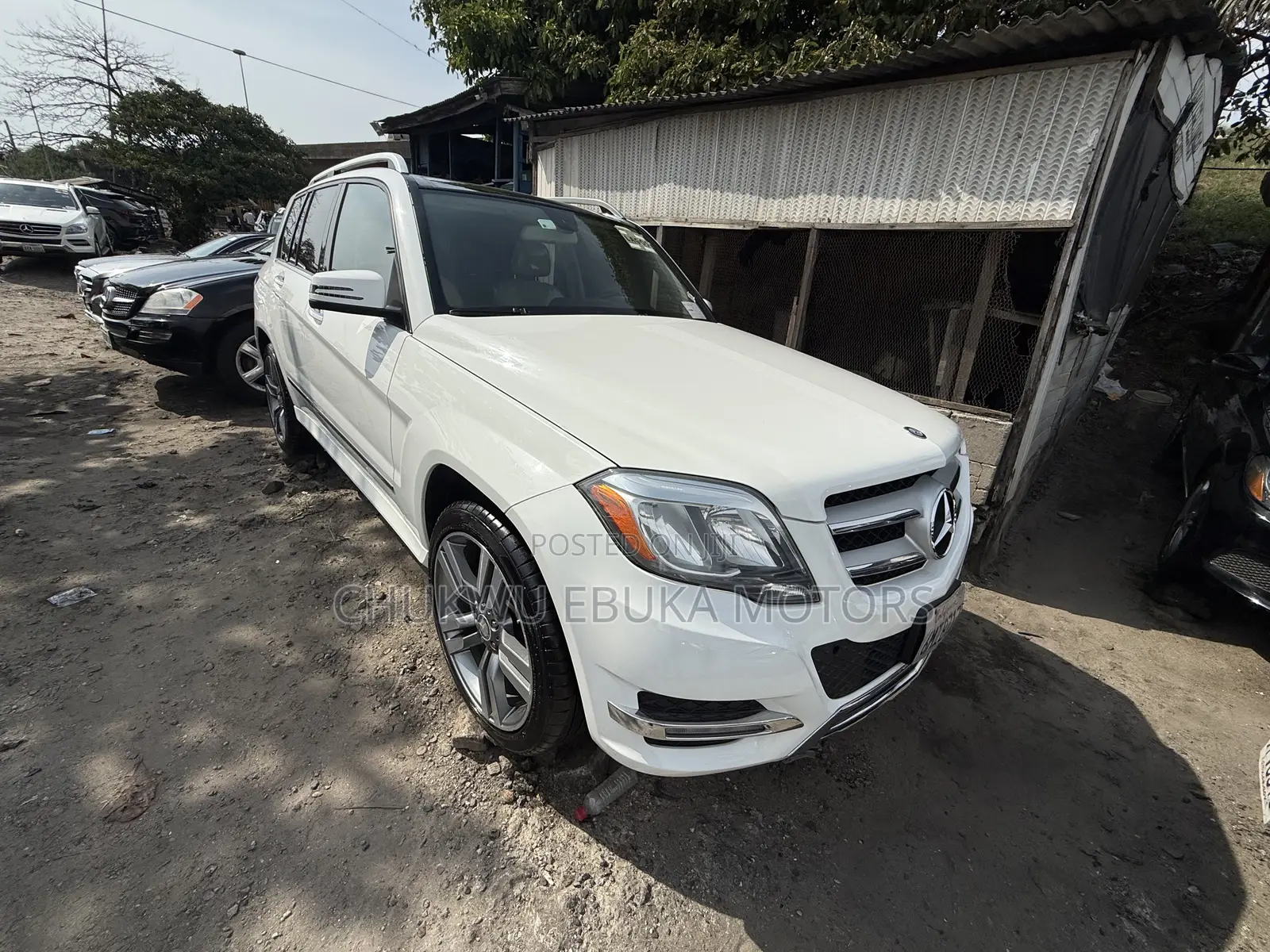 Mercedes-Benz GLK-Class Base GLK 350 4dr AWD 4MATIC (3.5L 6cyl 7A) 2015
