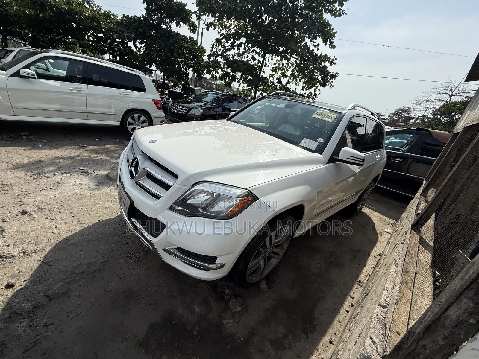 Mercedes-Benz GLK-Class Base GLK 350 4dr AWD 4MATIC (3.5L 6cyl 7A) 2015