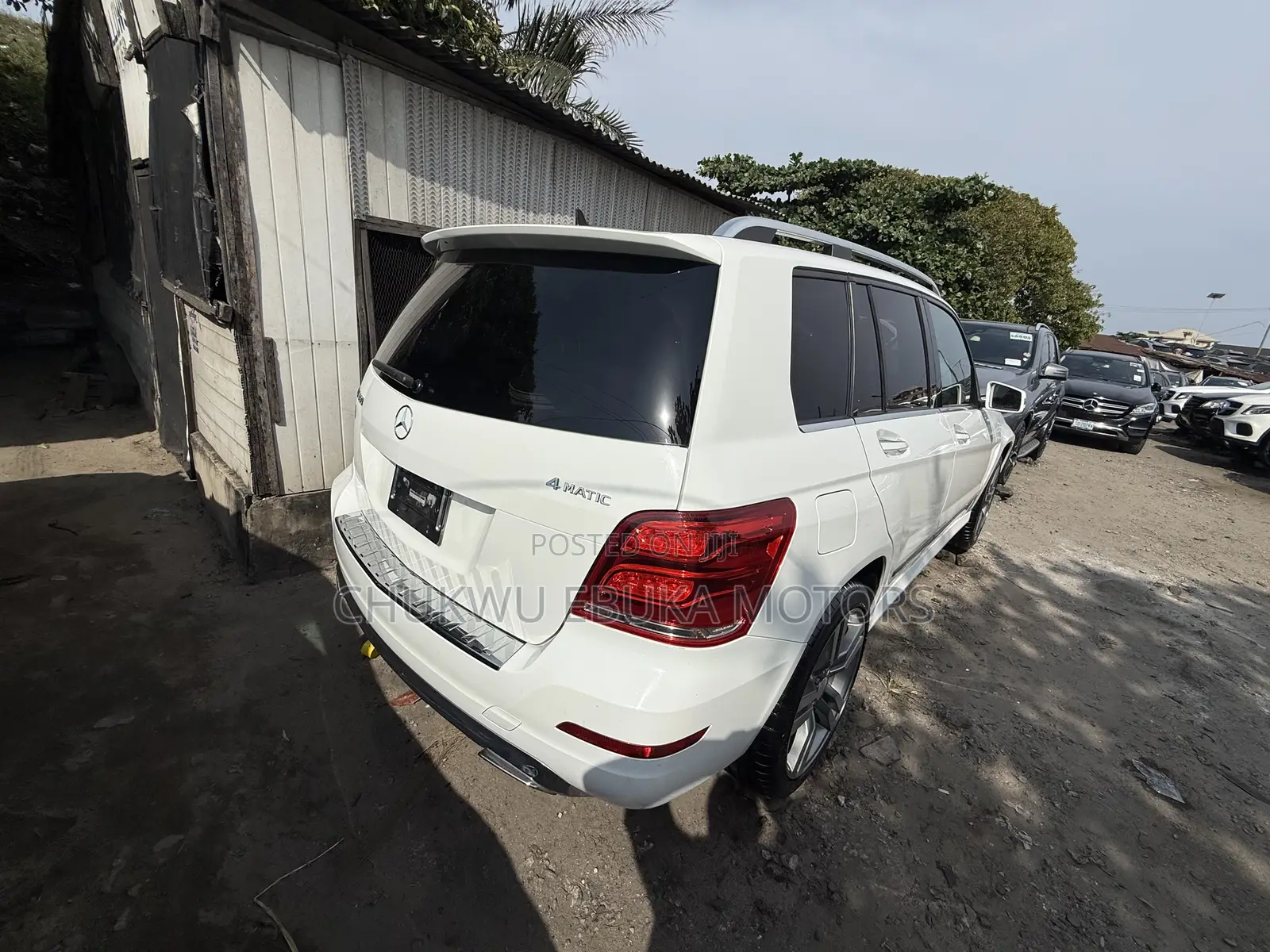 Mercedes-Benz GLK-Class Base GLK 350 4dr AWD 4MATIC (3.5L 6cyl 7A) 2015