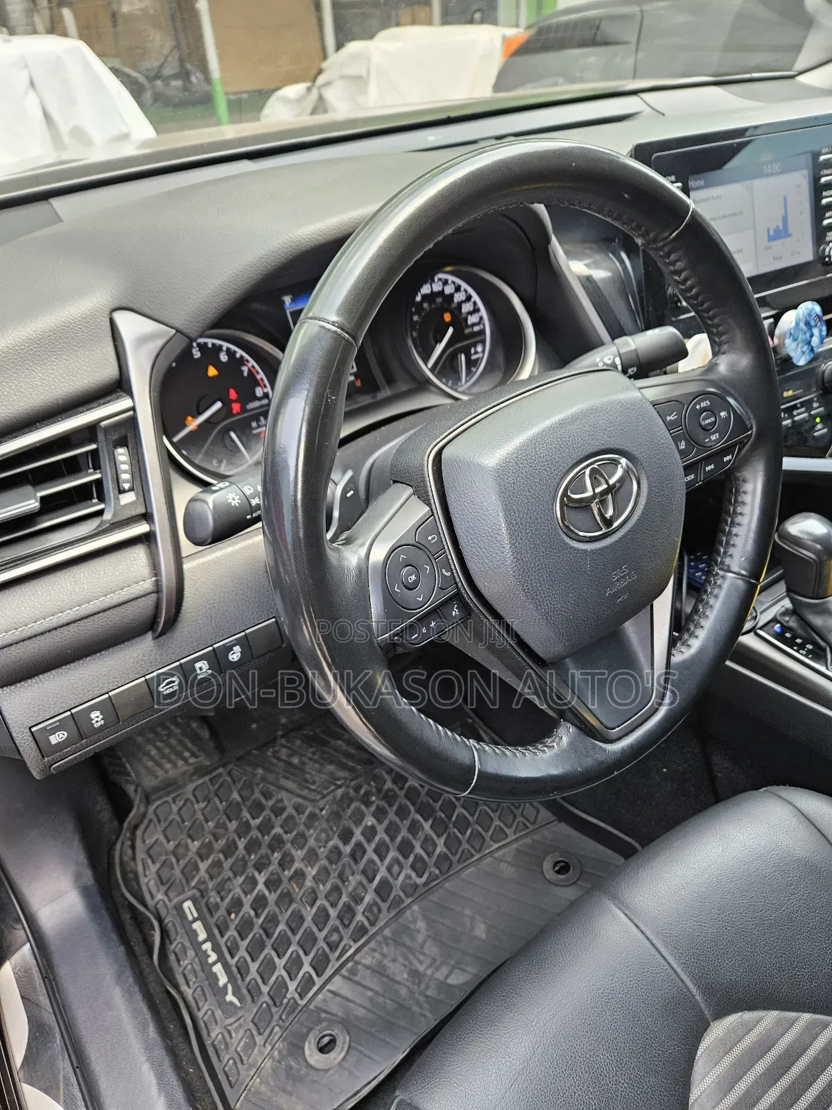 Toyota Camry SE 2022 Black