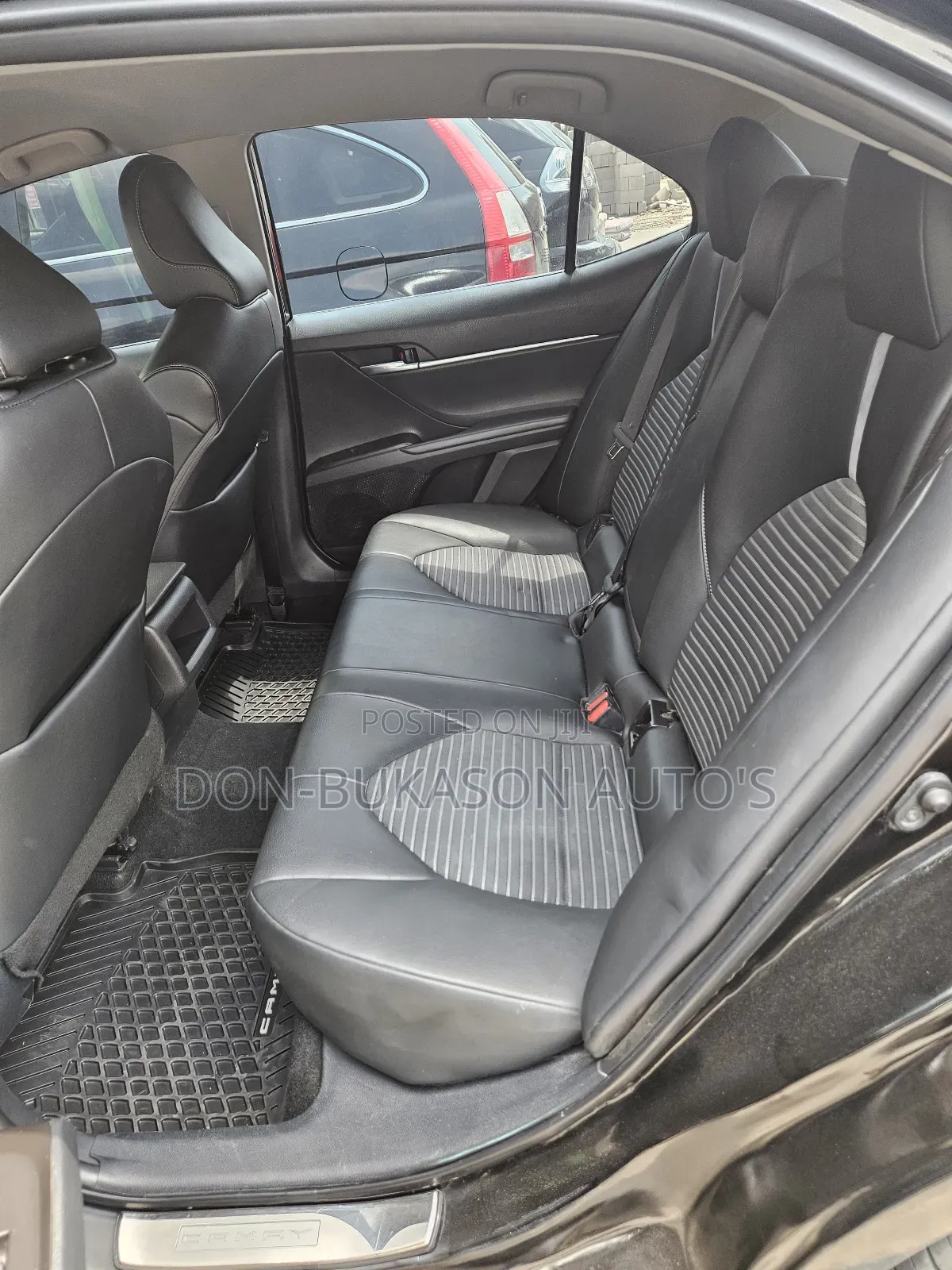 Toyota Camry SE 2022 Black