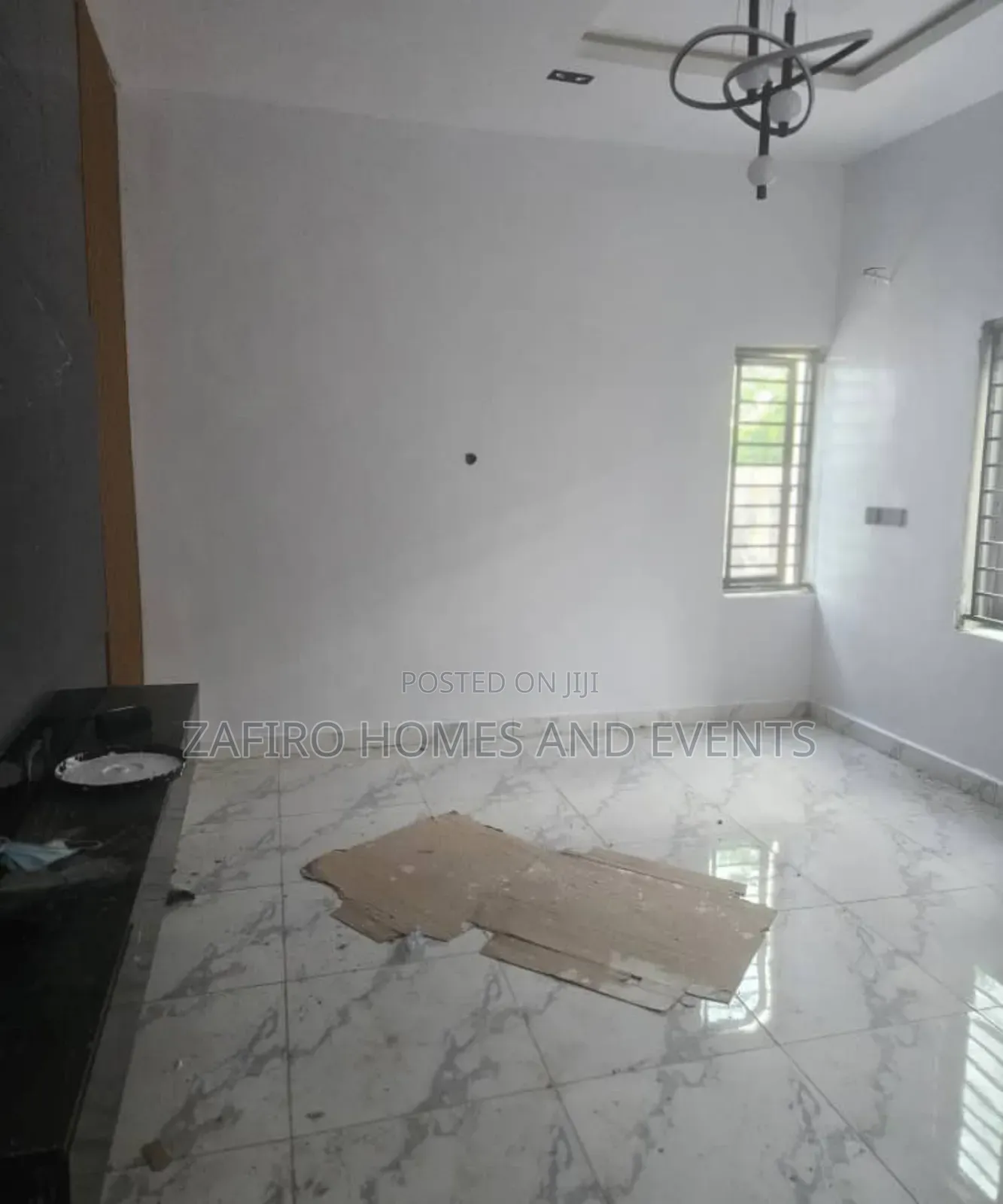 4bdrm Bungalow in Dss Quarters Idishin, Ibadan for sale