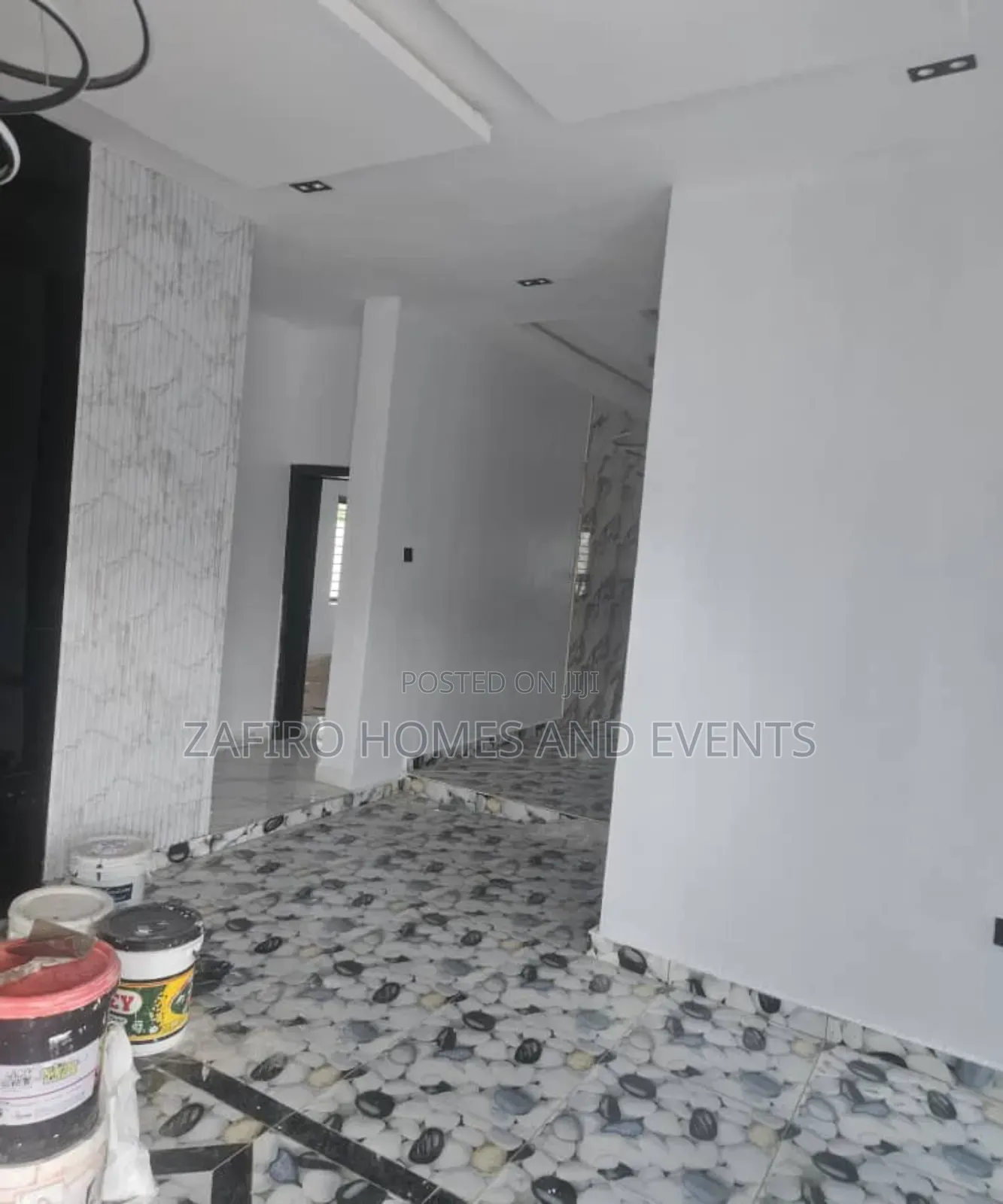 4bdrm Bungalow in Dss Quarters Idishin, Ibadan for sale