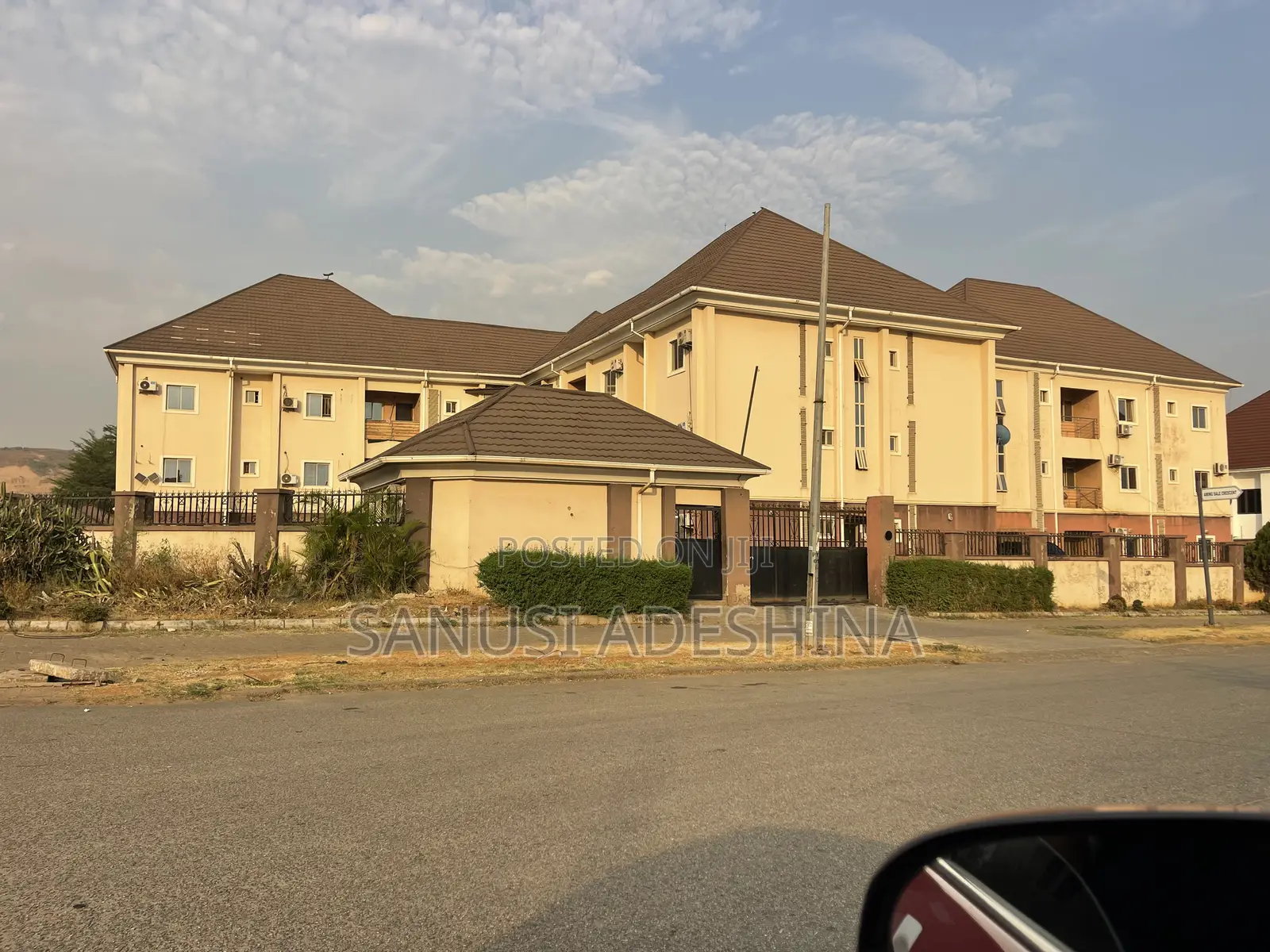 2bdrm Block of Flats in Katampe for sale