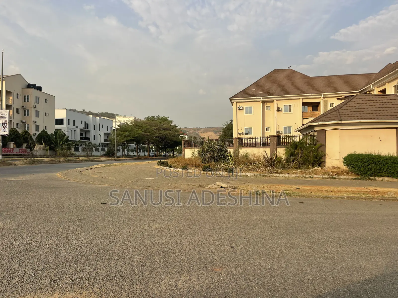 2bdrm Block of Flats in Katampe for sale