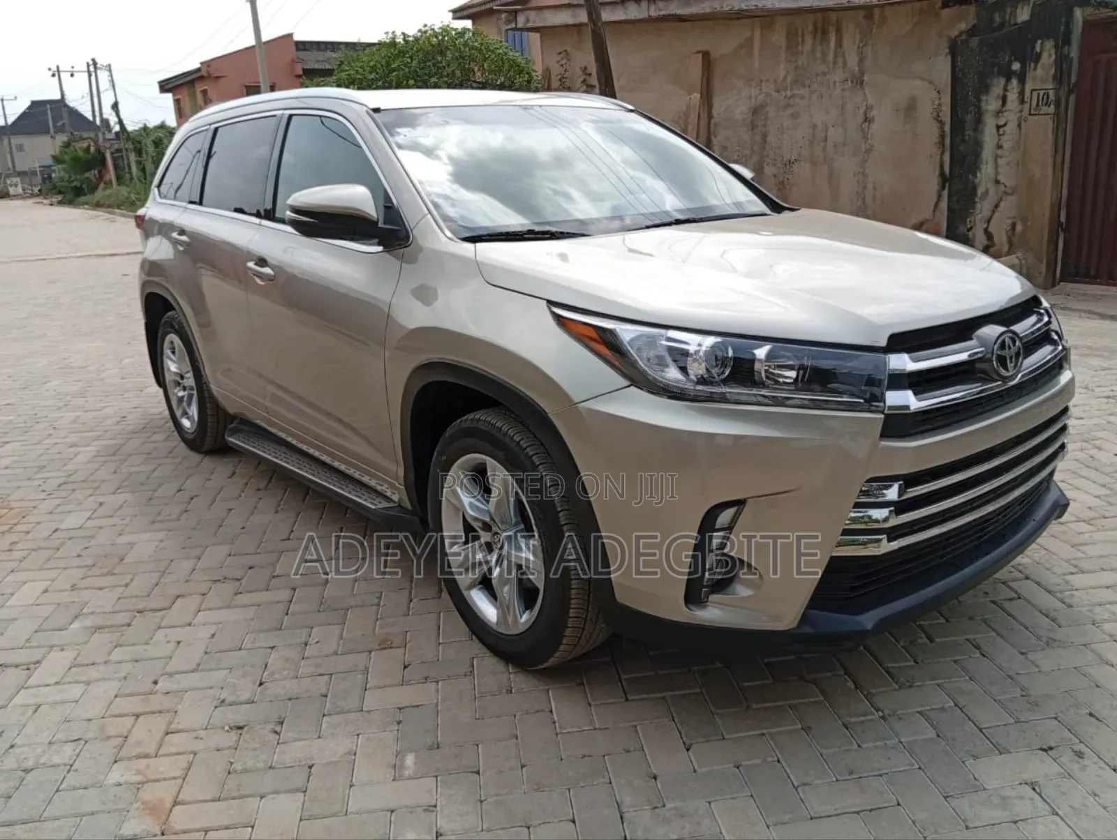 Toyota Highlander 2015 Gold