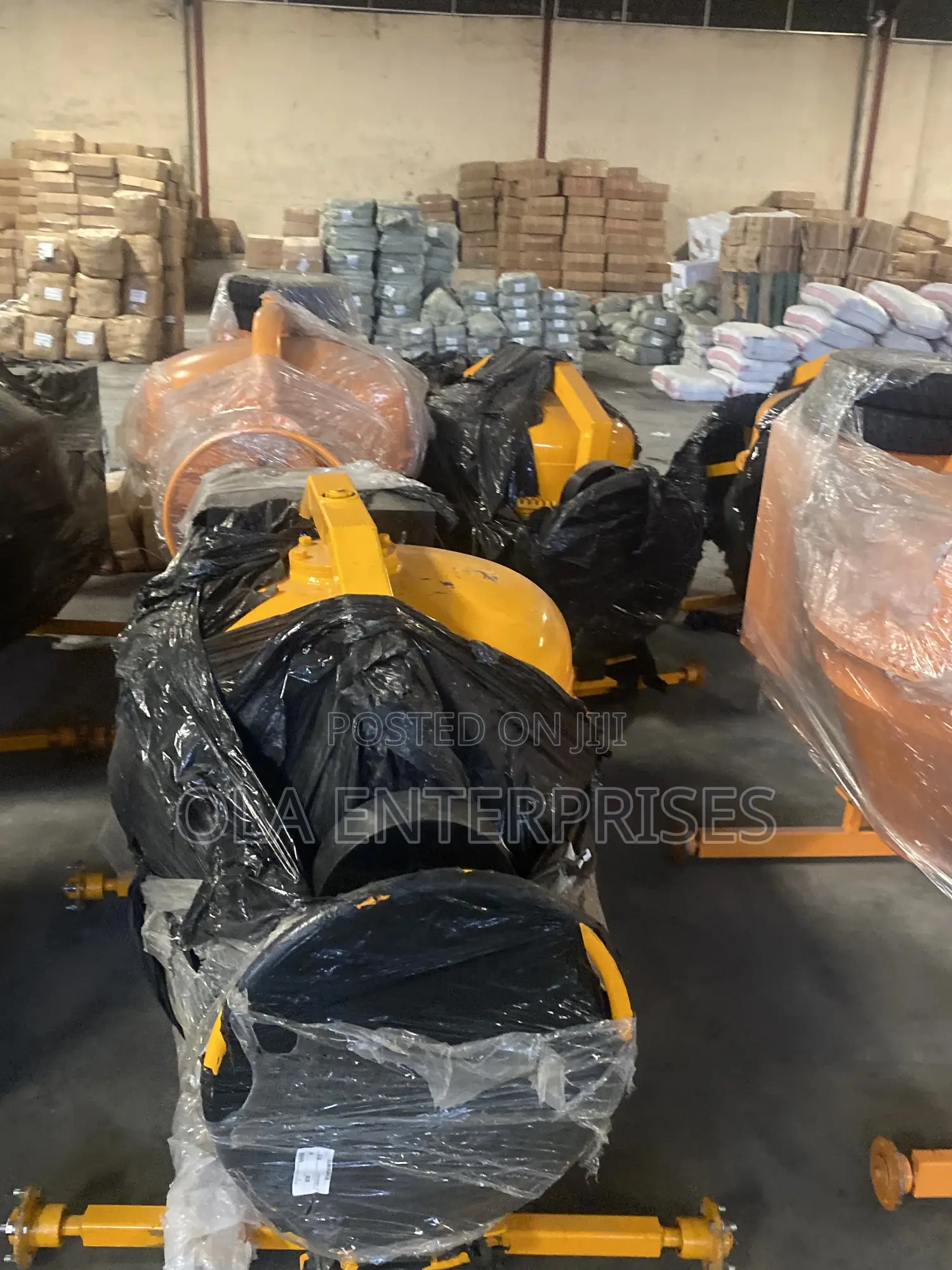 Robust 600l Concrete Mixer