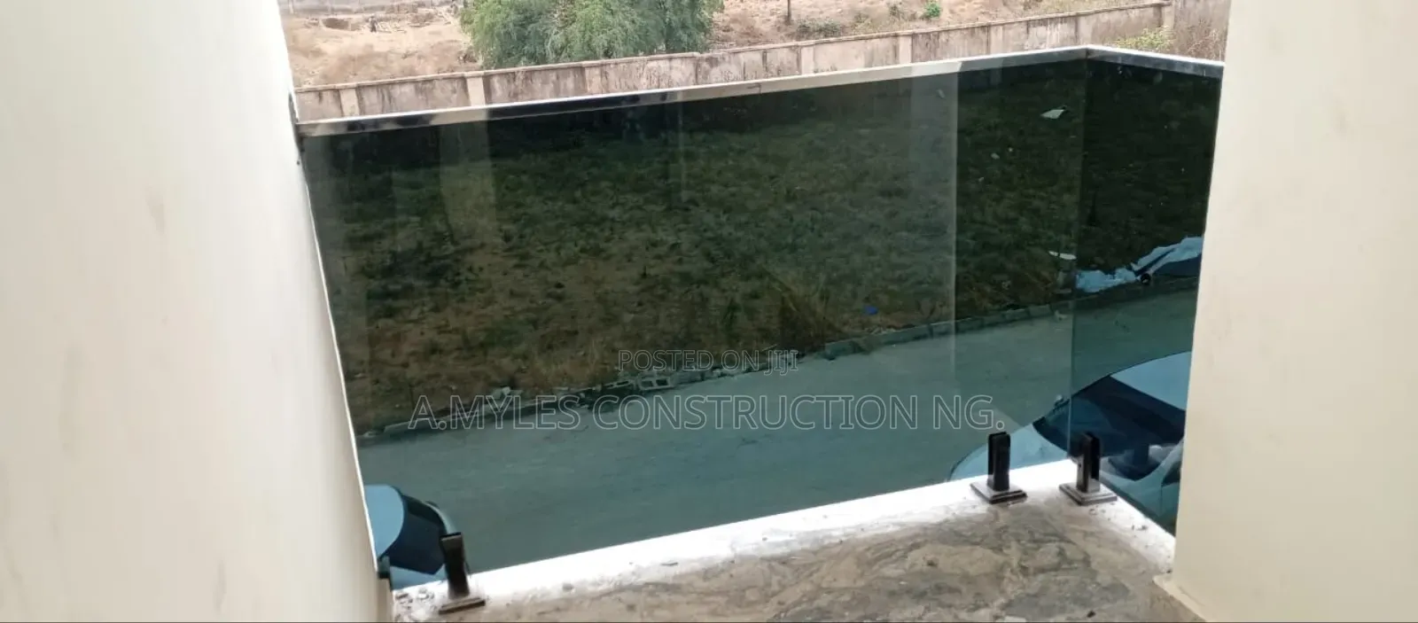 Top Silver Glass Handrail