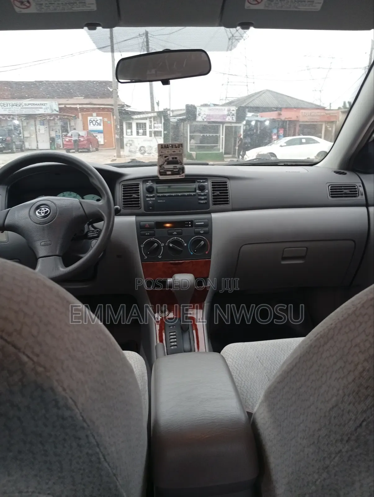 Toyota Corolla LE 2004 Silver