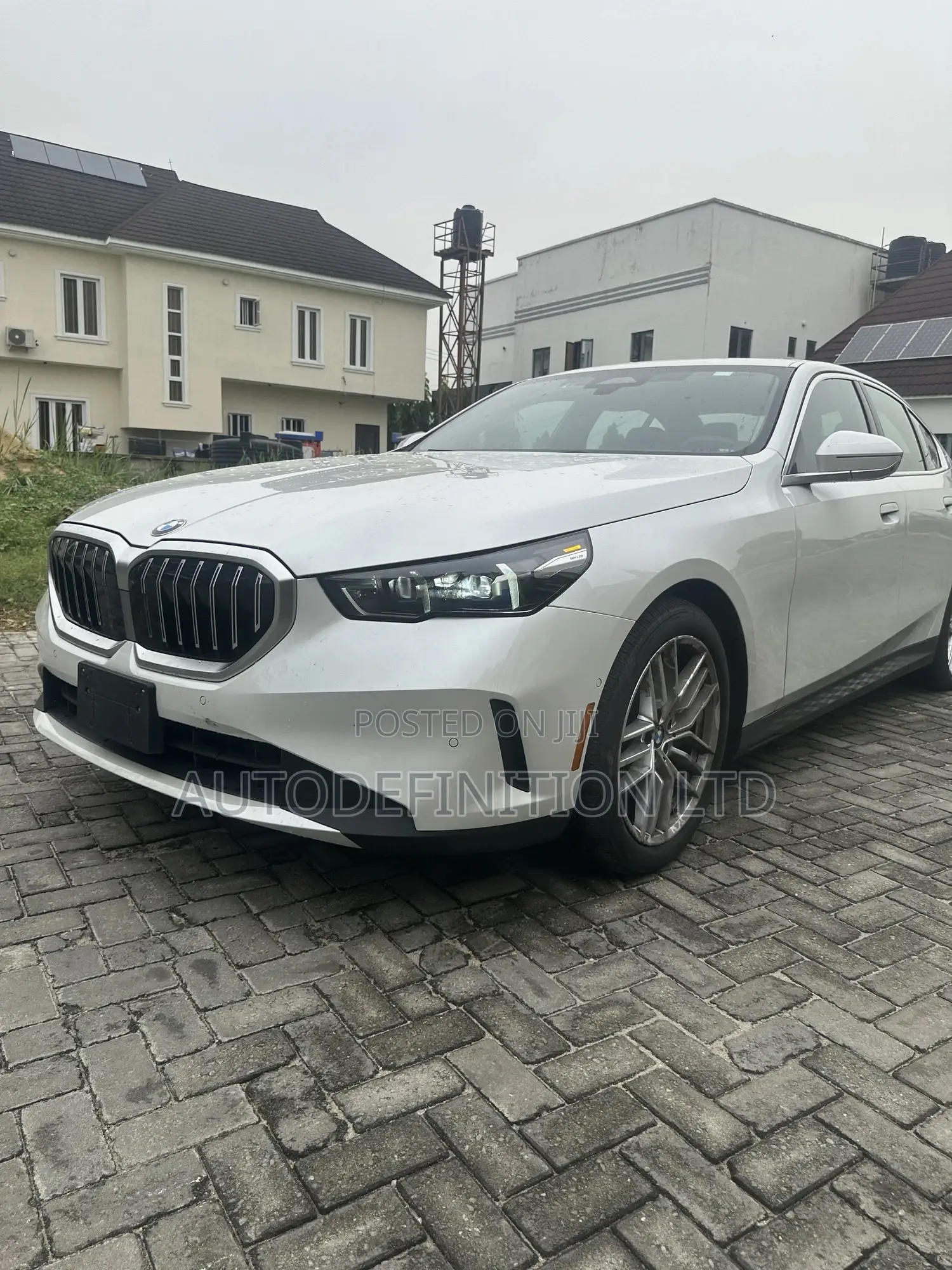BMW 540i 2025 White