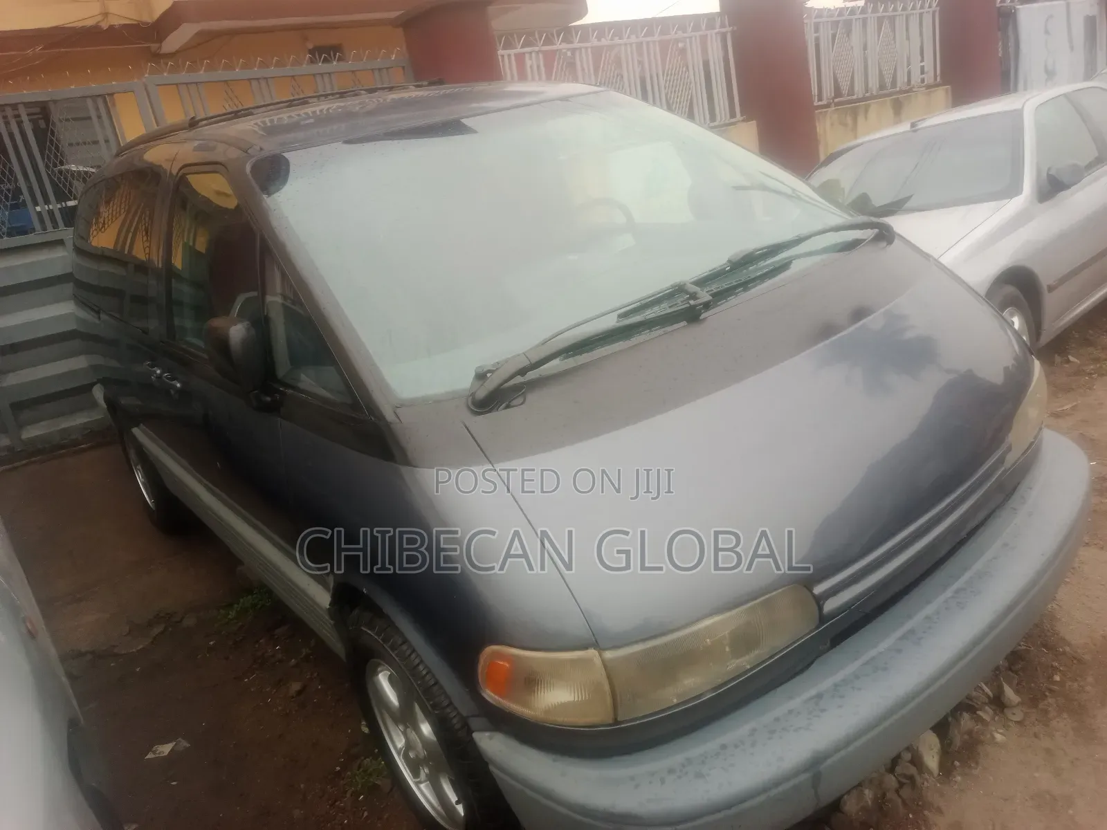 Toyota Previa 1999 Grey
