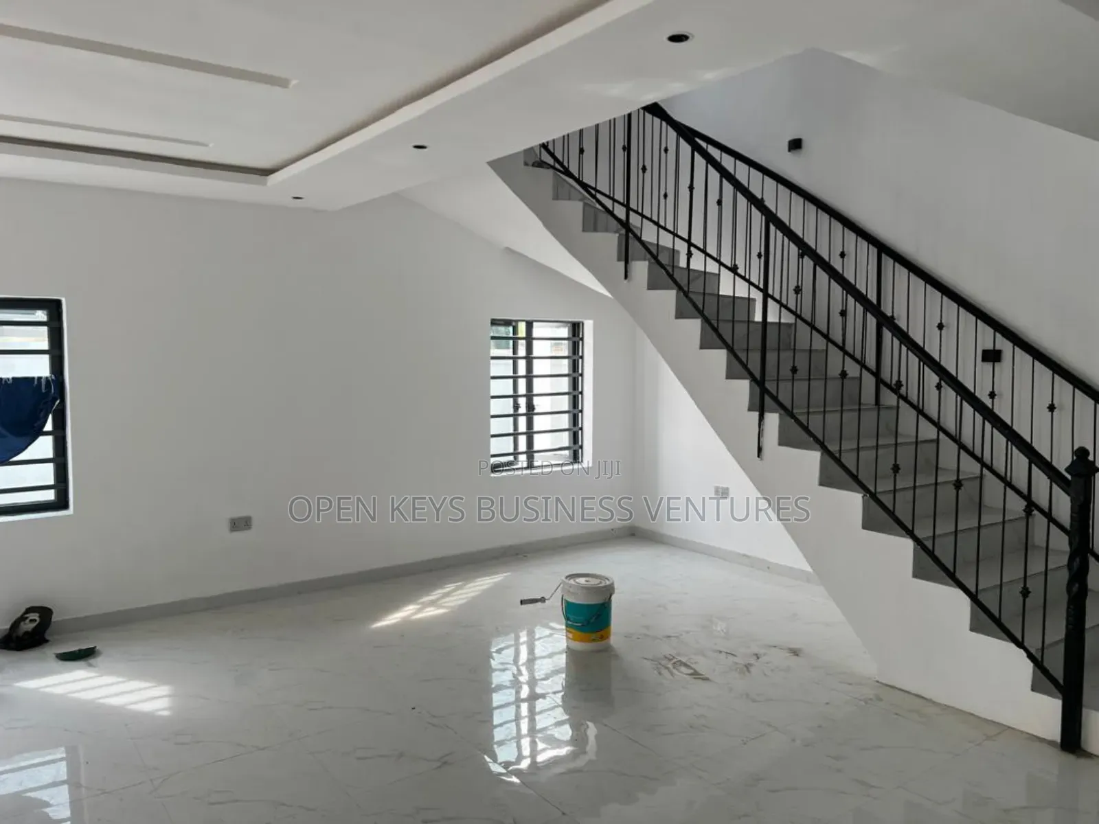 Furnished 5bdrm Duplex in Red Gate, Oluyole Estate for sale