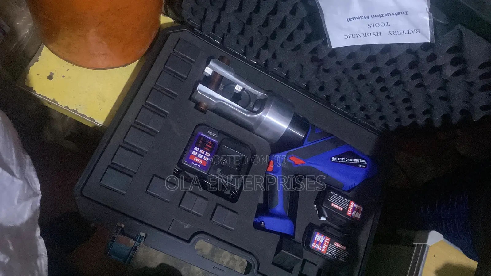 630mm Cordless Cable Lugging Tool