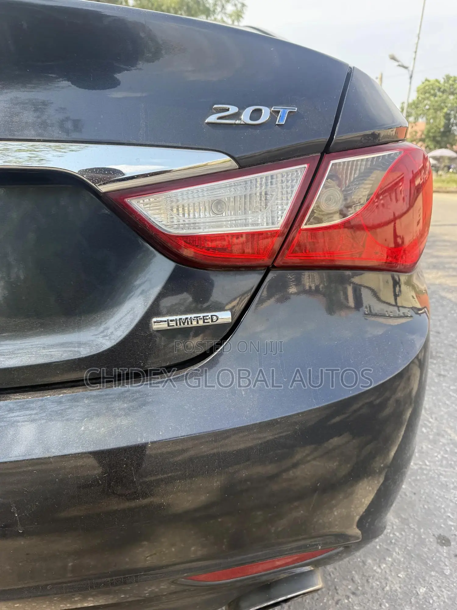 Hyundai Sonata Limited 2.0T Sedan (2.0L 4cyl 6A) 2012 Gray