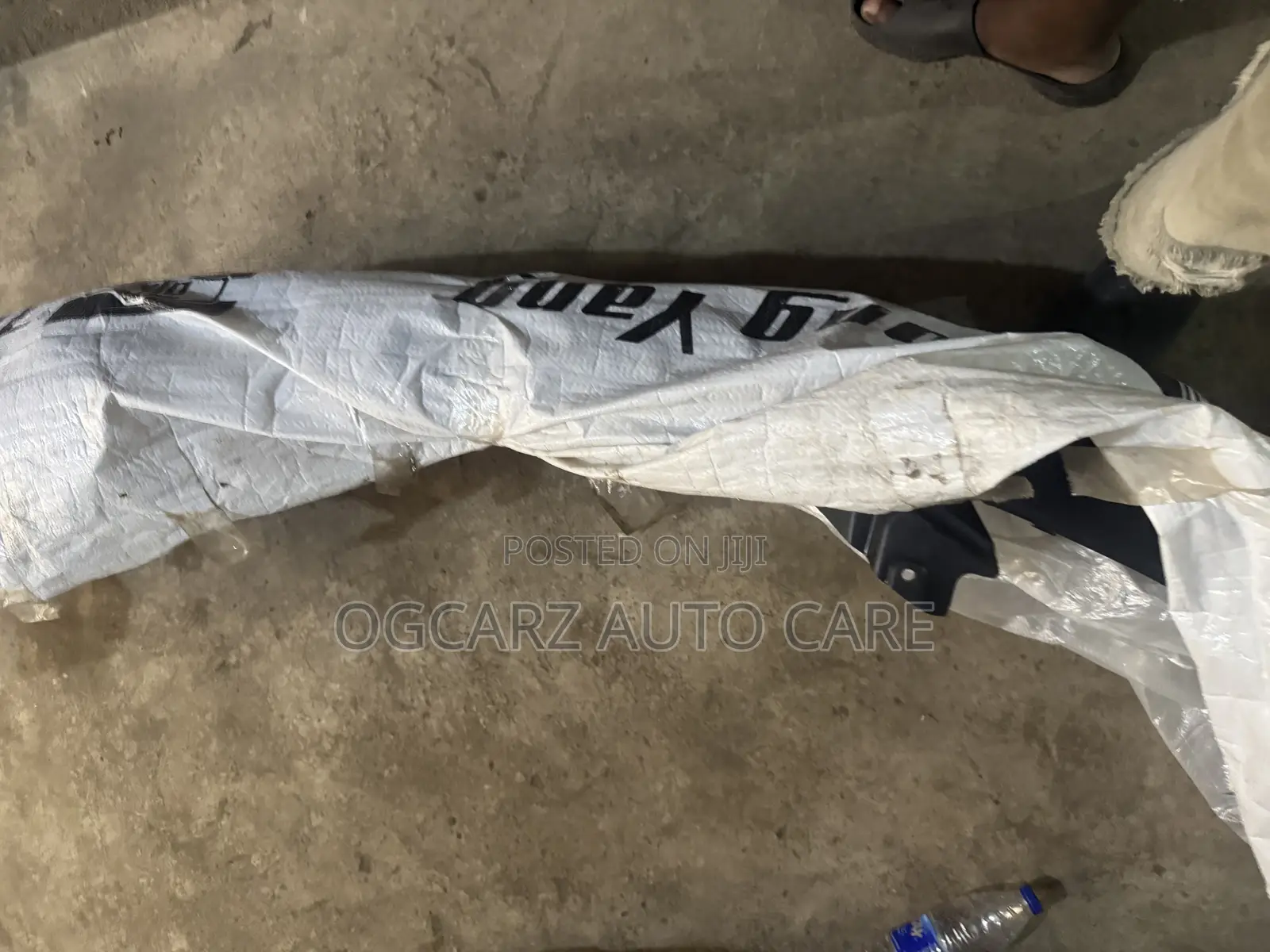 Front Bumper Toyota Matrix 2003 Available Now