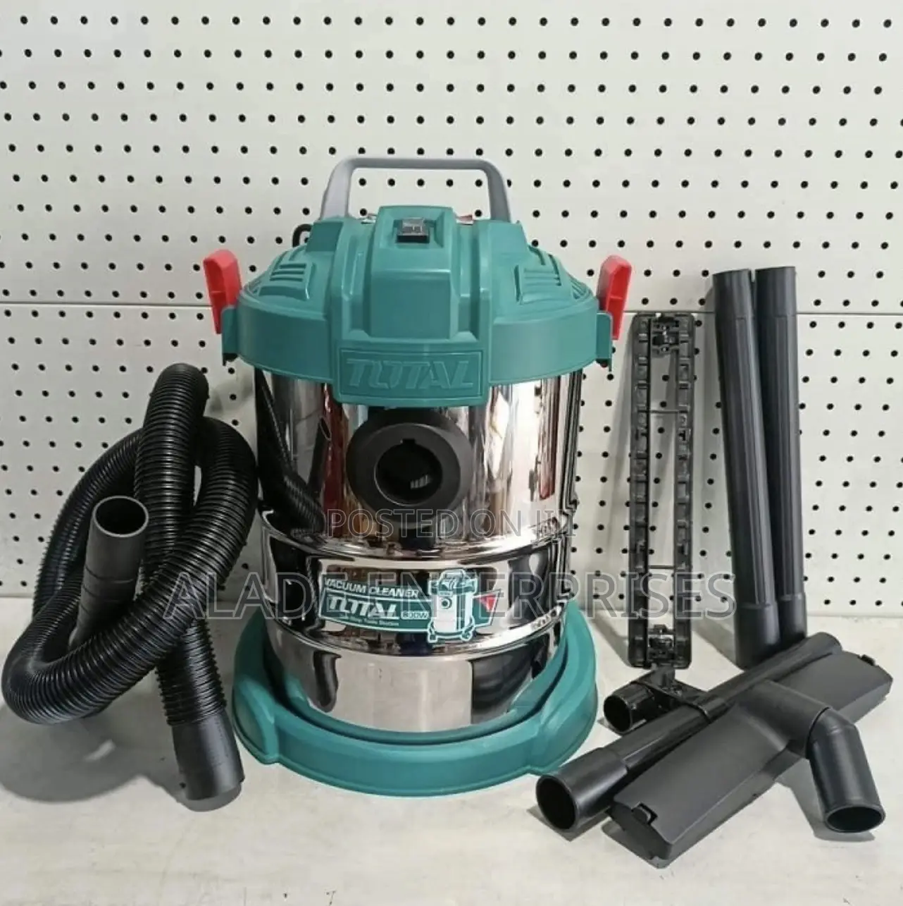 Total 800w Vacuum Cleaner & Blower