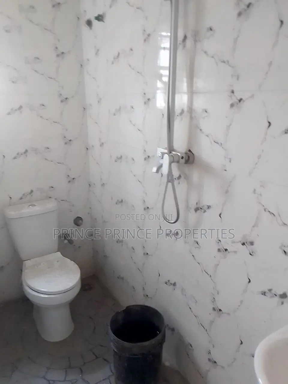 Furnished 2bdrm Block of Flats in Surulere for rent