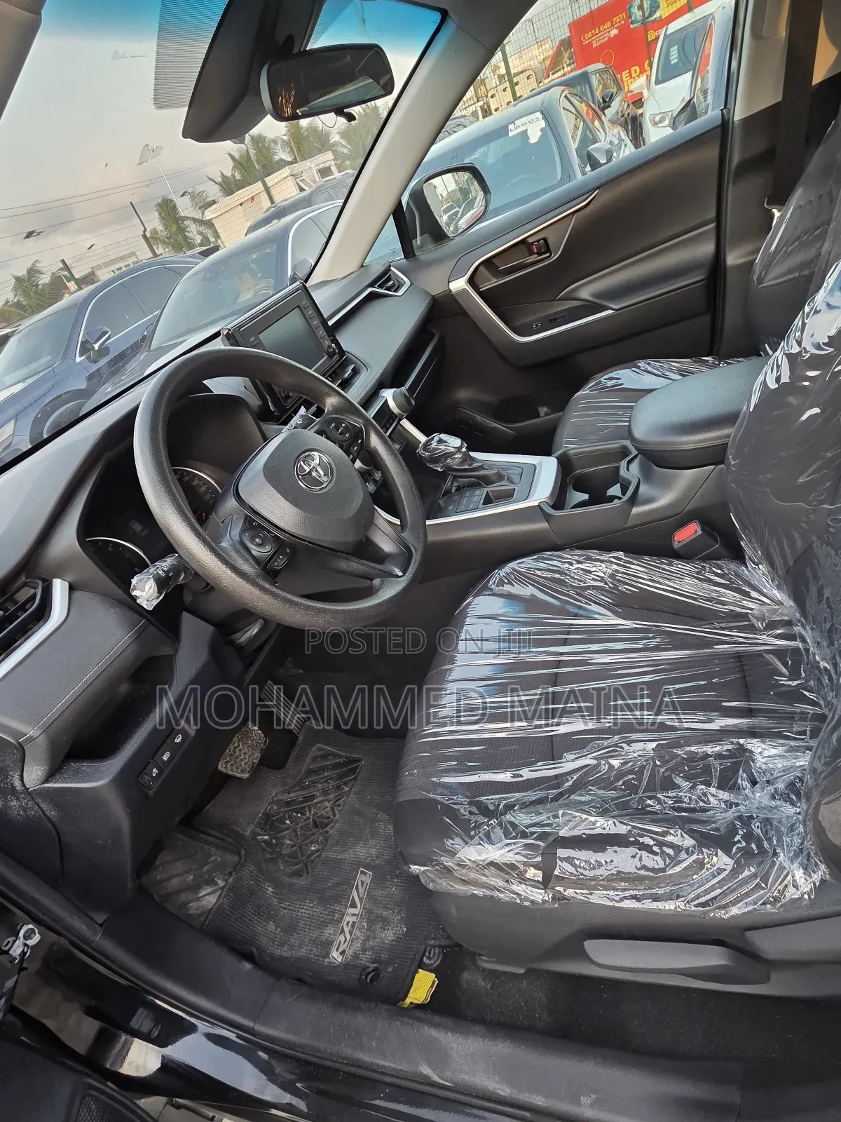Toyota RAV4 LE AWD 2020 Black
