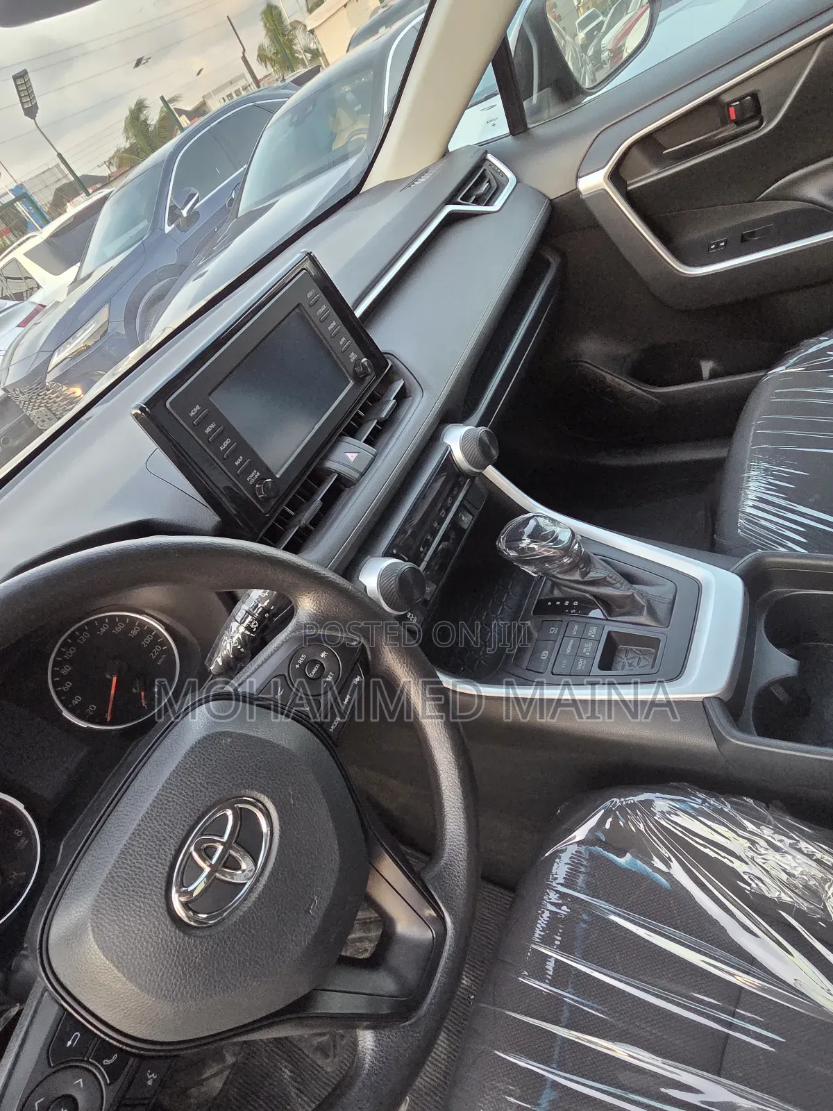Toyota RAV4 LE AWD 2020 Black