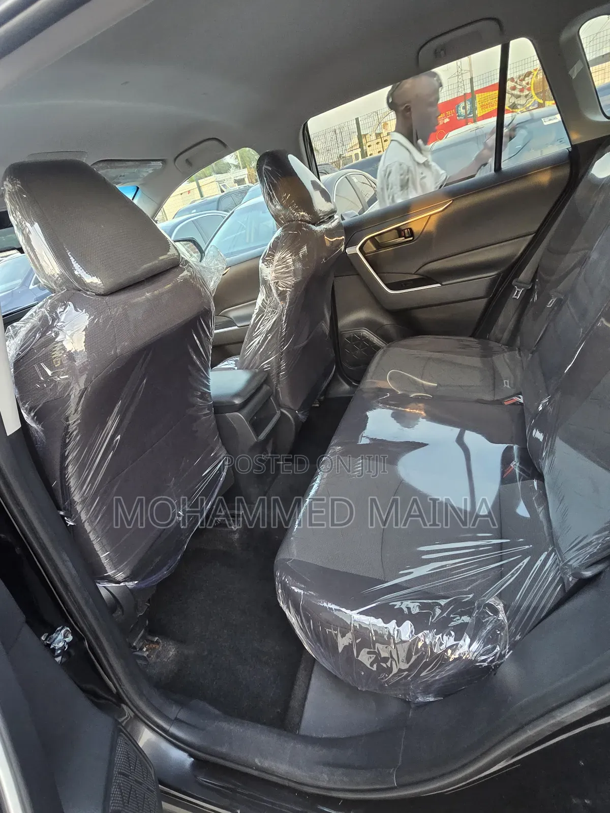 Toyota RAV4 LE AWD 2020 Black