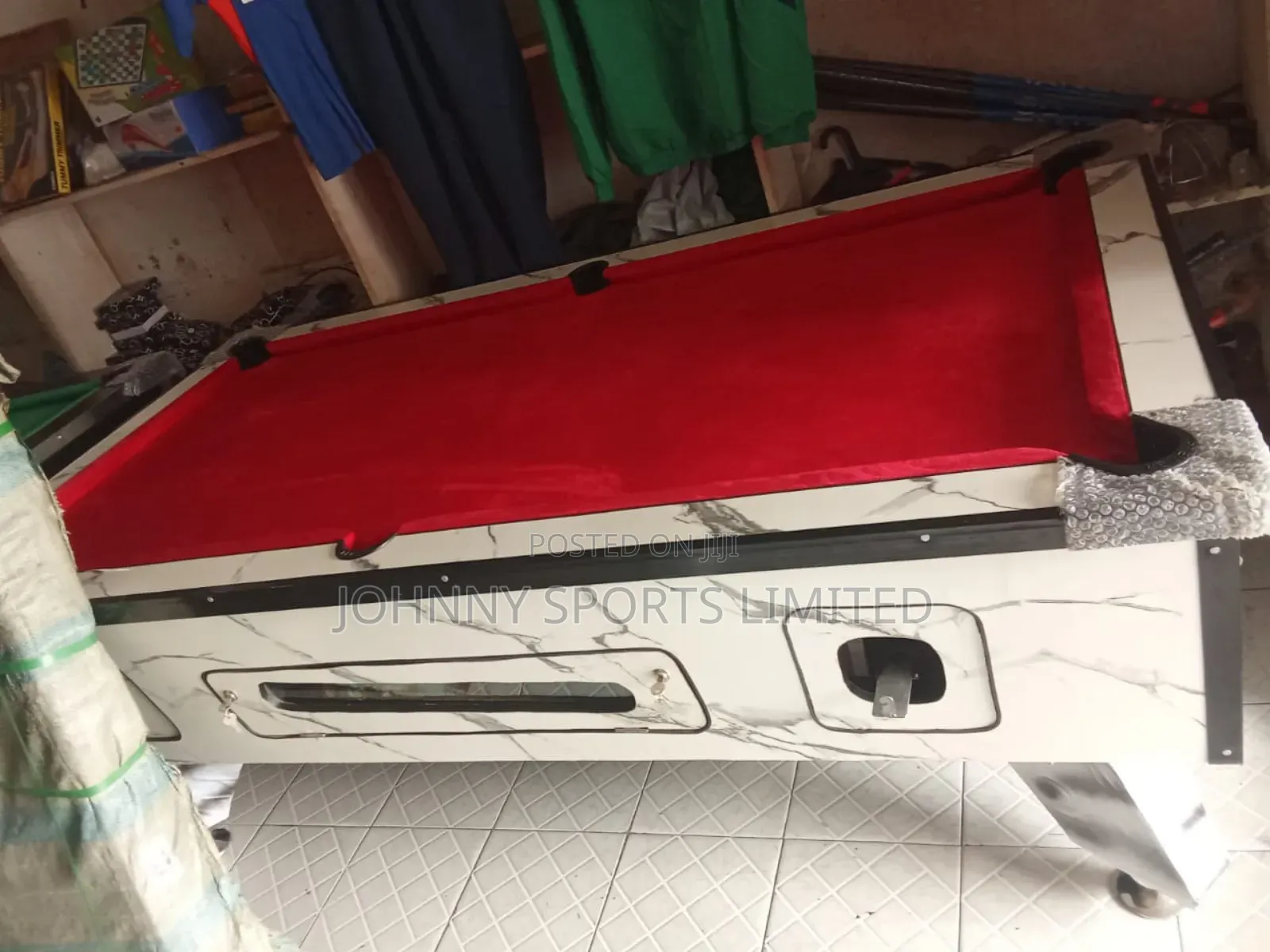 7 Ft Coin Operated Snooker Board With Complete Accessories