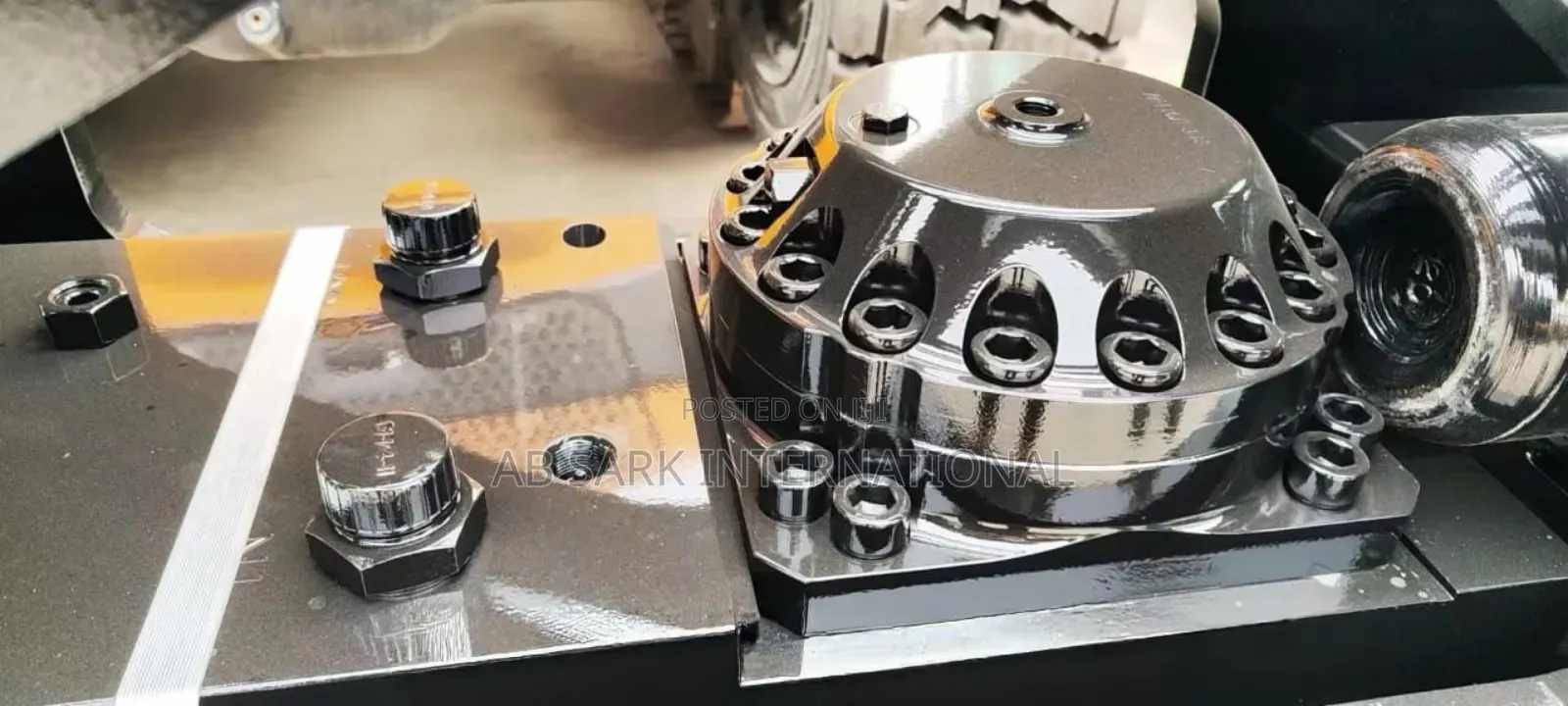 Eddie 175 Side Mounted Breaker For 30 To 50 Ton Excavators