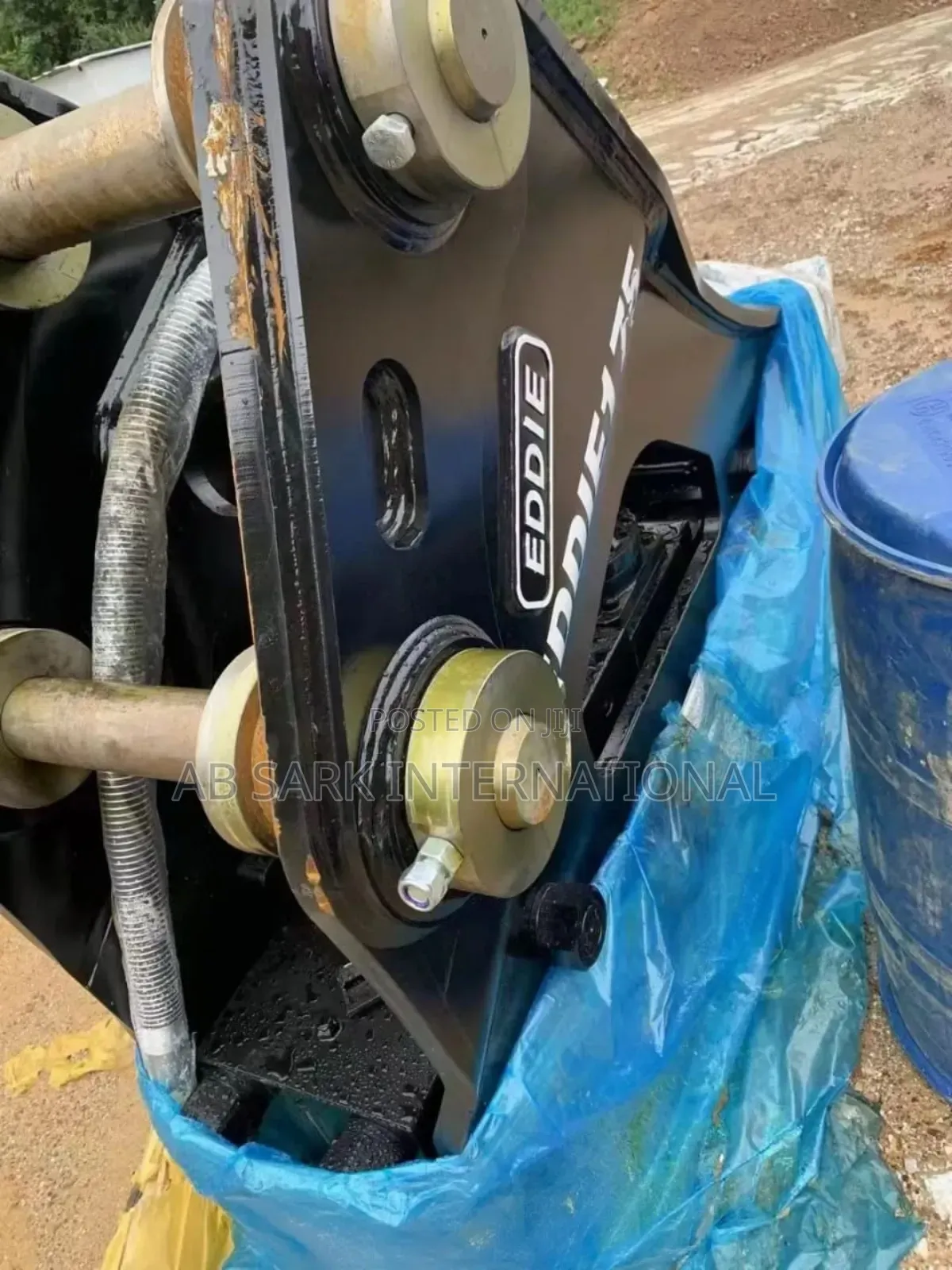 Eddie 175 Side Mounted Breaker For 30 To 50 Ton Excavators